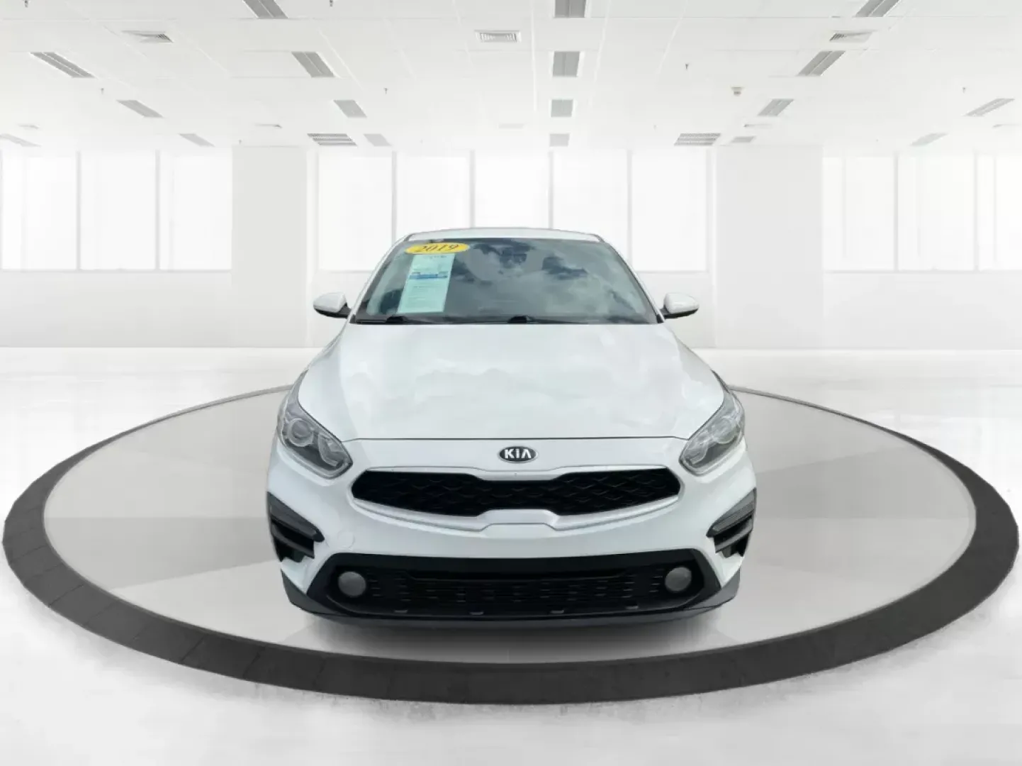 2019 Kia Forte FE (3KPF24AD2KE) with an 2L I-4 DOHC engine, located at 1099 N County Rd 25A, Troy, OH, 45373, (937) 908-9800, 40.057079, -84.212883 - **Experience Freedom with the 2019 Kia Forte: Your Ideal Companion for Daily Adventures!**<br /> <br /> Are you looking for a reliable sedan that effortlessly combines style, comfort, and efficiency? Look no further than the 2019 Kia Forte, available now at Advantage Car and Credit in Fairborn, OH. - Photo#6