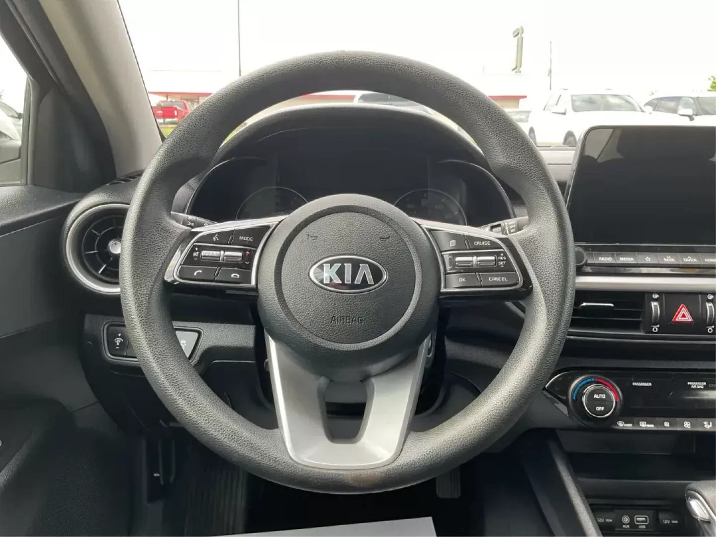 2019 Kia Forte FE (3KPF24AD2KE) with an 2L I-4 DOHC engine, located at 1099 N County Rd 25A, Troy, OH, 45373, (937) 908-9800, 40.057079, -84.212883 - **Experience Freedom with the 2019 Kia Forte: Your Ideal Companion for Daily Adventures!**<br /> <br /> Are you looking for a reliable sedan that effortlessly combines style, comfort, and efficiency? Look no further than the 2019 Kia Forte, available now at Advantage Car and Credit in Fairborn, OH. - Photo#15