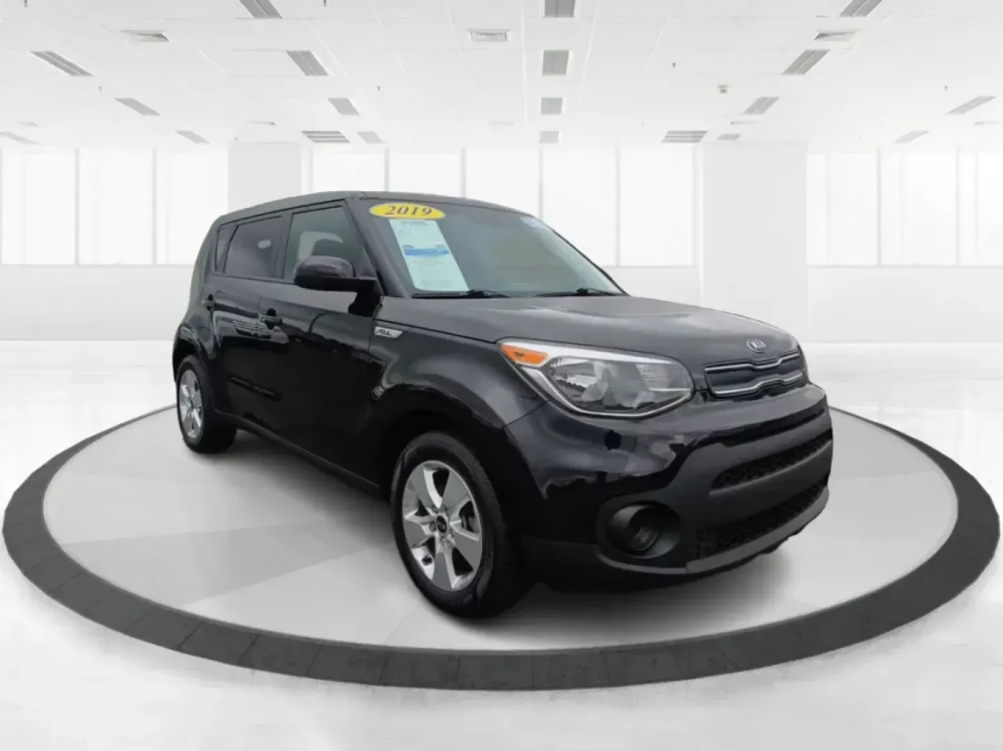 2019 Kia Soul Base 6A (KNDJN2A26K7) with an 1.6L L4 DOHC 16V engine, 6-Speed Automatic transmission, located at 4508 South Dixie Dr, Moraine, OH, 45439, (937) 908-9800, 39.689976, -84.218452 - One Owner - Photo#0