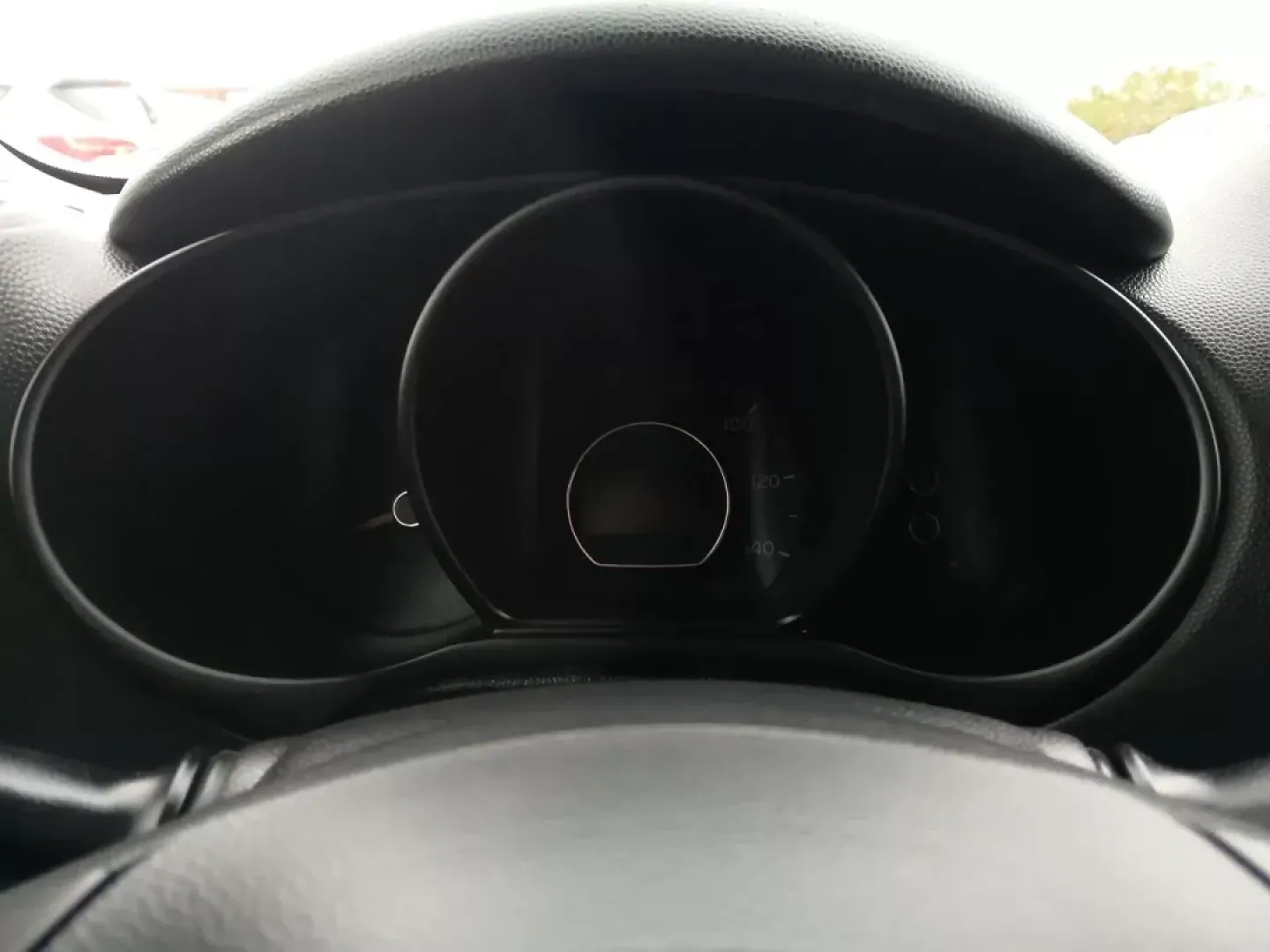 2019 Kia Soul Base 6A (KNDJN2A26K7) with an 1.6L L4 DOHC 16V engine, 6-Speed Automatic transmission, located at 4508 South Dixie Dr, Moraine, OH, 45439, (937) 908-9800, 39.689976, -84.218452 - One Owner - Photo#15