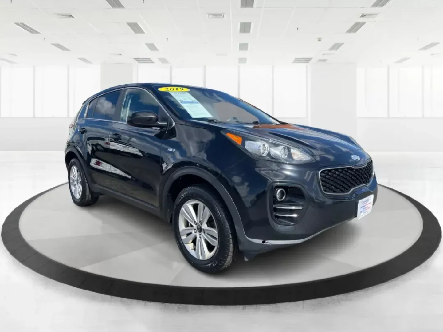 2019 Kia Sportage LX (KNDPMCACXK7) with an Theta II 2.4L I-4 gasoline direct injection engine, located at 8750 N County Rd 25A, Piqua, OH, 45356, (937) 908-9800, 40.164391, -84.232513 - 2019 Kia Sportage LX - Photo#0