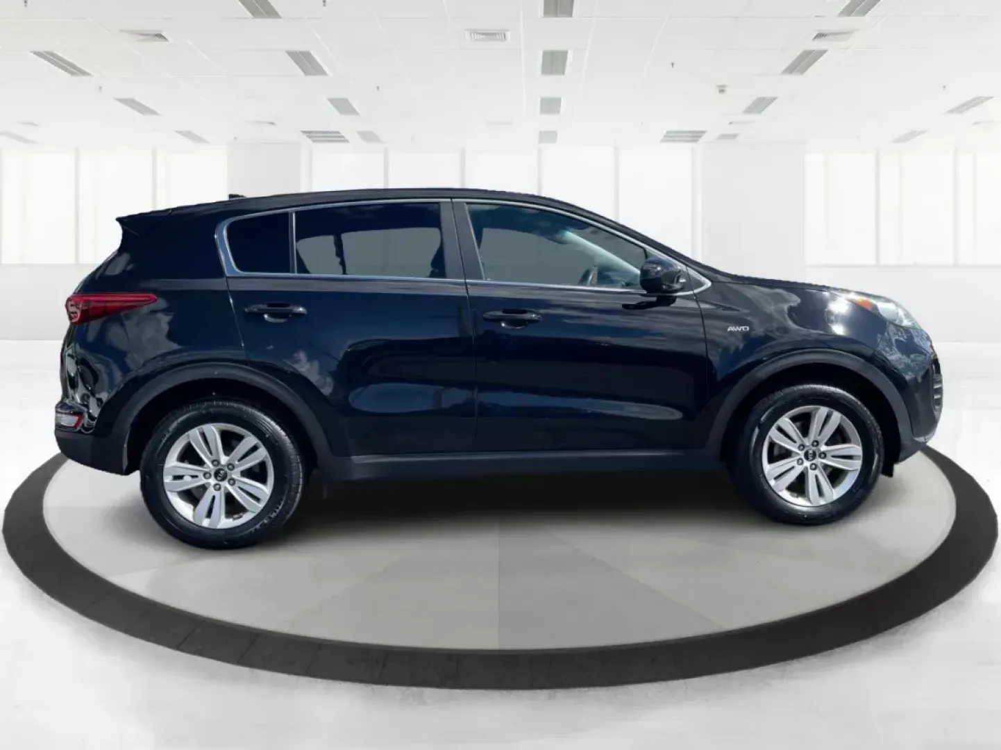 2019 Kia Sportage LX (KNDPMCACXK7) with an Theta II 2.4L I-4 gasoline direct injection engine, located at 8750 N County Rd 25A, Piqua, OH, 45356, (937) 908-9800, 40.164391, -84.232513 - 2019 Kia Sportage LX - Photo#1
