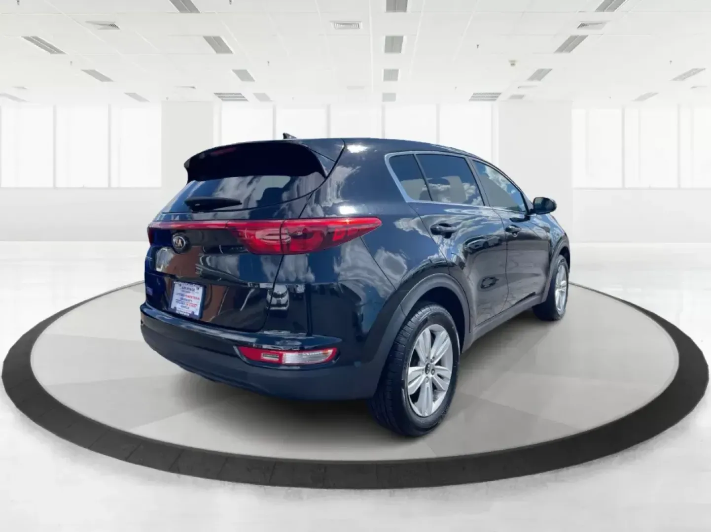 2019 Kia Sportage LX (KNDPMCACXK7) with an Theta II 2.4L I-4 gasoline direct injection engine, located at 8750 N County Rd 25A, Piqua, OH, 45356, (937) 908-9800, 40.164391, -84.232513 - 2019 Kia Sportage LX - Photo#2