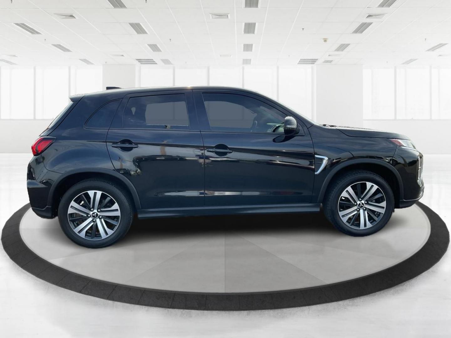 2020 Mitsubishi Outlander Sport 2.0 SE 4WD CVT (JA4AR3AU4LU) with an 2.0L L4 DOHC 16V engine, Continuously Variable Transmission transmission, located at 8750 N County Rd 25A, Piqua, OH, 45356, (937) 908-9800, 40.164391, -84.232513 - 2020 Mitsubishi Outlander Sport 2.0 SE 4WD CVT - Photo#2