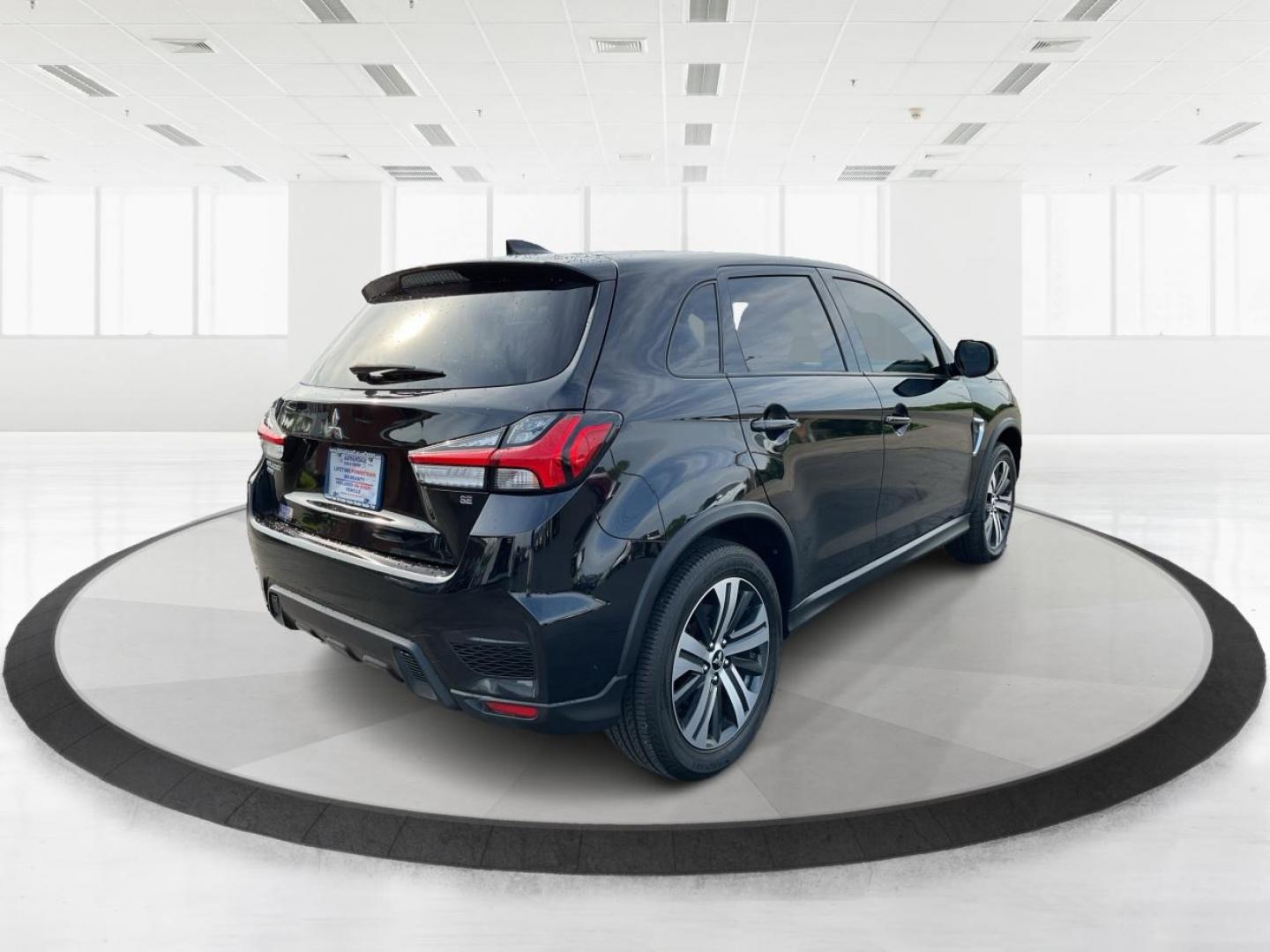 2020 Mitsubishi Outlander Sport 2.0 SE 4WD CVT (JA4AR3AU4LU) with an 2.0L L4 DOHC 16V engine, Continuously Variable Transmission transmission, located at 8750 N County Rd 25A, Piqua, OH, 45356, (937) 908-9800, 40.164391, -84.232513 - 2020 Mitsubishi Outlander Sport 2.0 SE 4WD CVT - Photo#3
