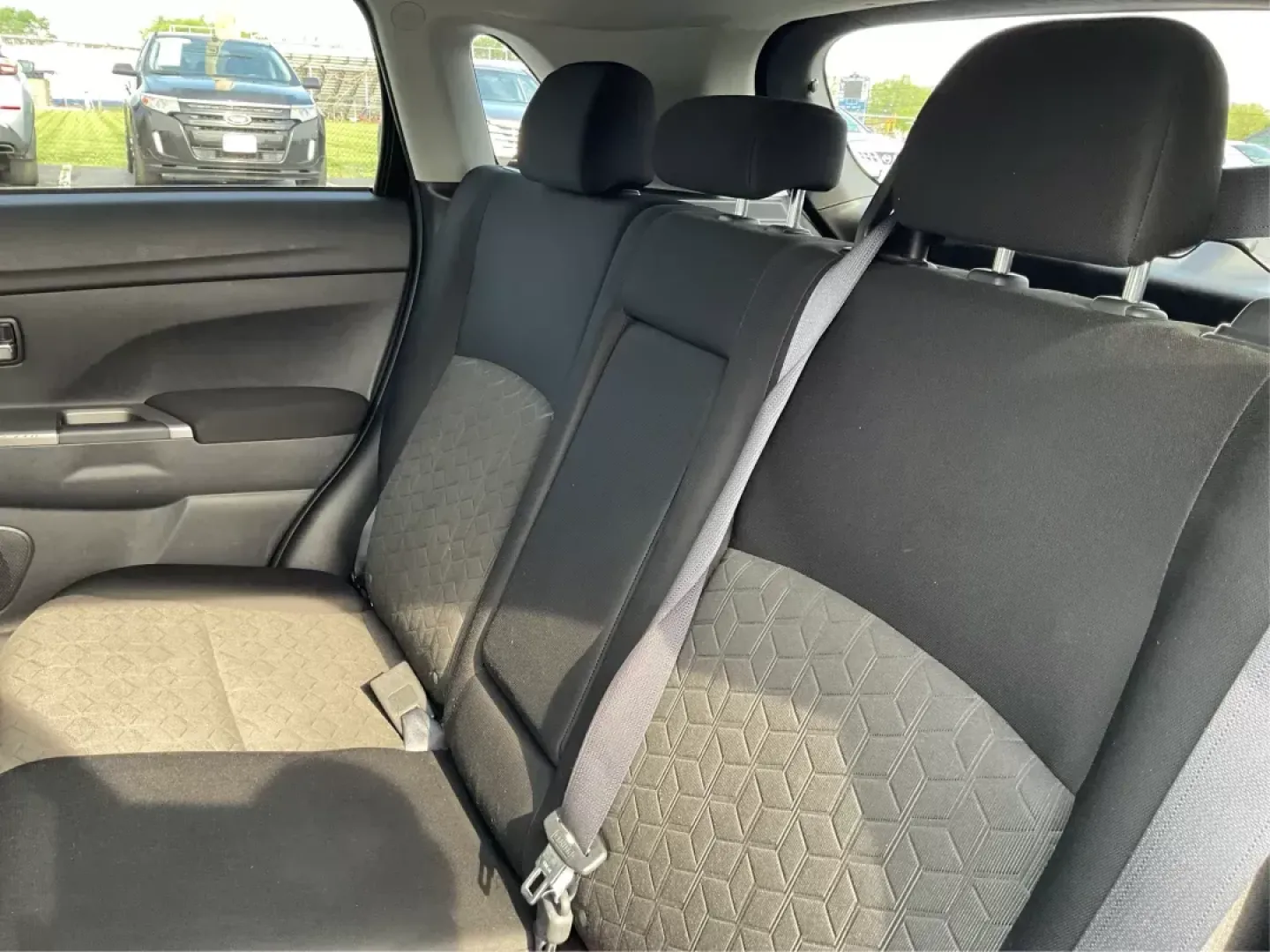 2020 Mitsubishi Outlander Sport 2.0 SE 4WD CVT (JA4AR3AU4LU) with an 2.0L L4 DOHC 16V engine, Continuously Variable Transmission transmission, located at 8750 N County Rd 25A, Piqua, OH, 45356, (937) 908-9800, 40.164391, -84.232513 - **Adventure Awaits with the 2020 Mitsubishi Outlander Sport at Advantage Car and Credit!**<br /> <br /> Are you ready to elevate your lifestyle with a vehicle that perfectly balances utility and comfort? If you're seeking a reliable SUV that can accommodate your growing family, tackle weekend advent - Photo#9