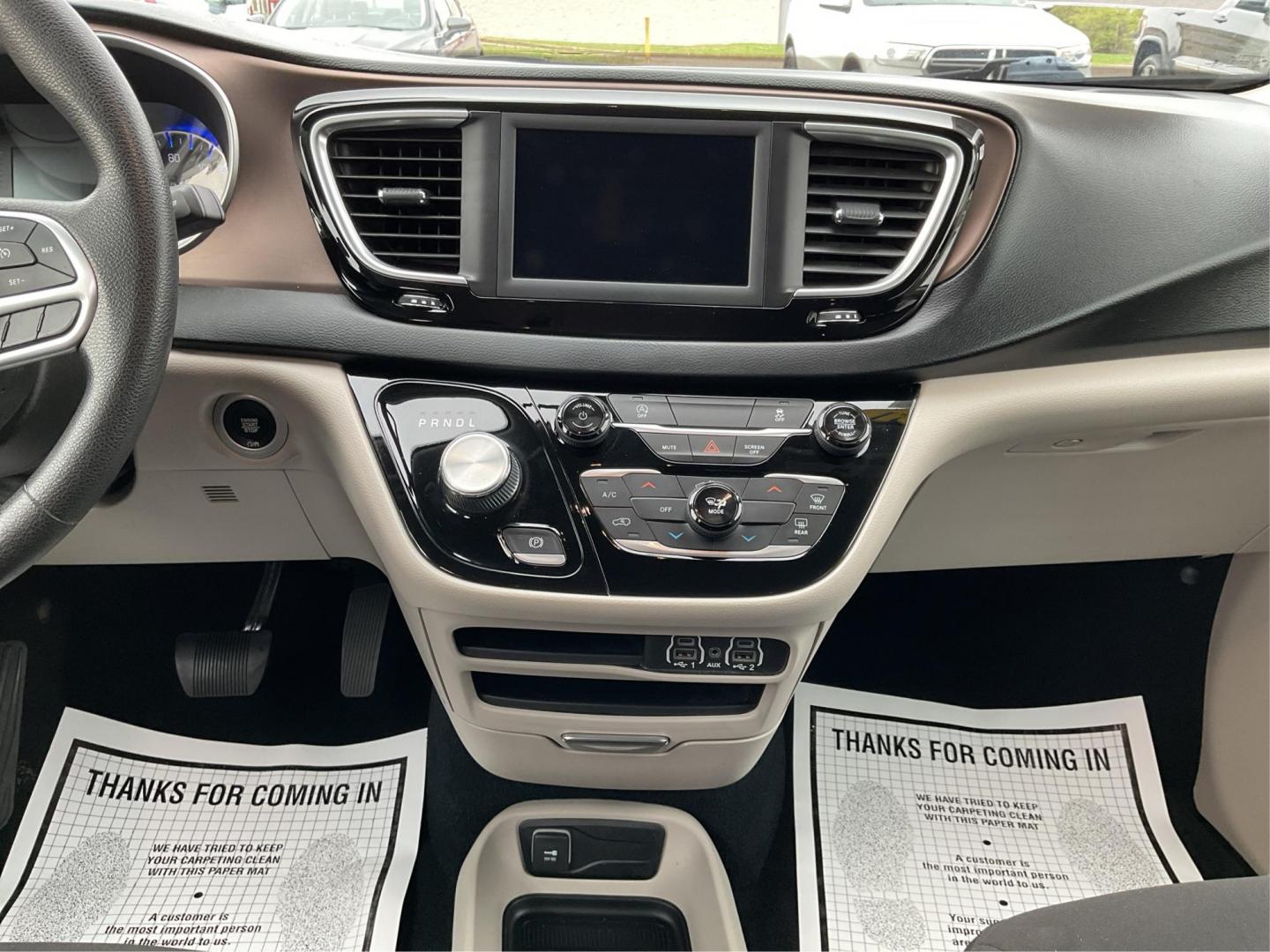 2021 Chrysler Voyager LX (2C4RC1CG2MR) with an 3.6L V-6 DOHC engine, located at 8750 N County Rd 25A, Piqua, OH, 45356, (937) 908-9800, 40.164391, -84.232513 - 2021 Chrysler Voyager LX - Photo#12