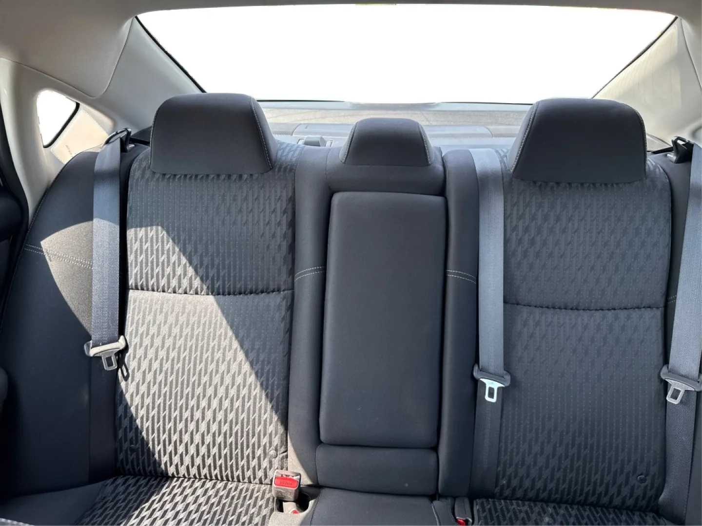 2018 Nissan Altima 2.5 S (1N4AL3AP5JC) with an 2.5L I-4 DOHC engine, located at 401 Woodman Dr, Riverside, OH, 45431, (937) 908-9800, 39.760899, -84.123421 - Are you searching for a reliable sedan that combines comfort, affordability, and style? Look no further than this 2018 Nissan Altima 2.5 S, available now at Advantage Car and Credit in Fairborn, OH. Perfect for commuting to work or making family outings more enjoyable, this sleek vehicle is designed - Photo#14