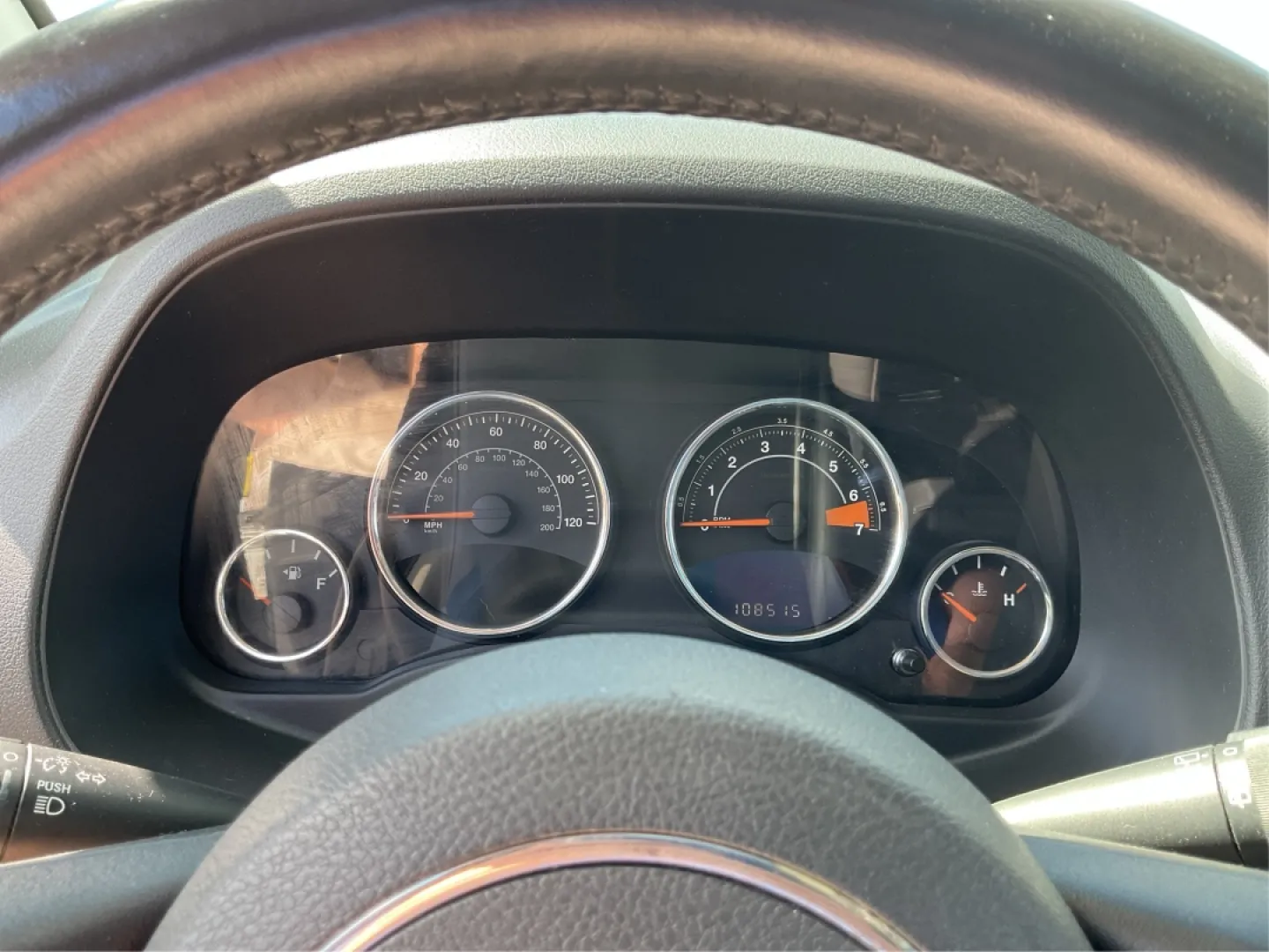 2014 Jeep Compass Latitude 4WD (1C4NJDEB8ED) with an 2.4L L4 DOHC 16V engine, Continuously Variable Transmission transmission, located at 880 E. National Road, Vandalia, OH, 45377, (937) 908-9800, 39.891918, -84.183594 - **Unleash Your Adventurous Spirit with the 2014 Jeep Compass Latitude 4WD!** <br /> <br /> Are you ready to elevate your weekend getaways or daily commutes? Look no further than the stunning 2014 Jeep Compass Latitude 4WD available at Advantage Car and Credit in Vandalia, OH! This rugged yet stylish - Photo#15