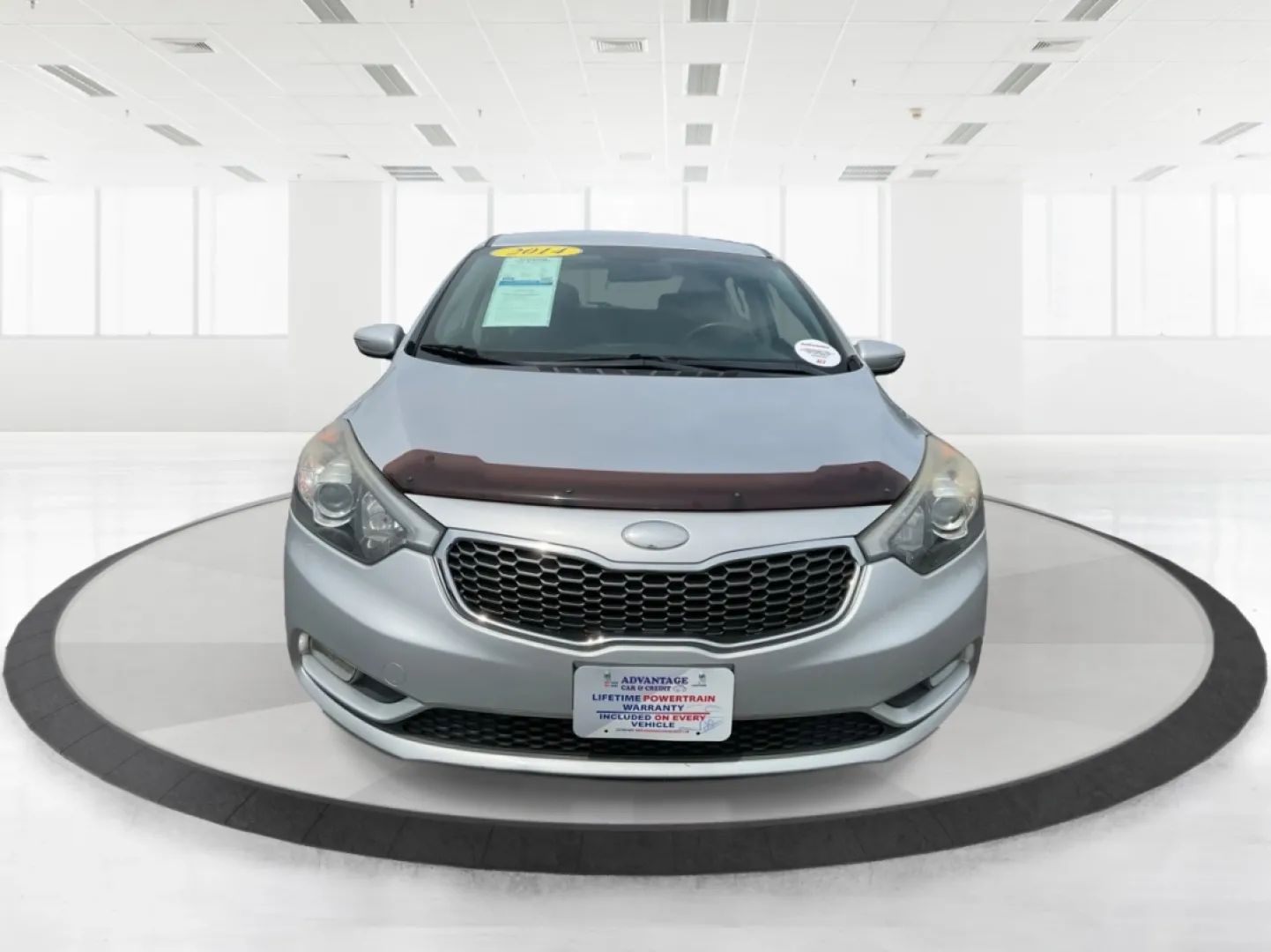 2014 Kia Forte EX (KNAFX5A88E5) with an 2L I-4 gasoline direct injection engine, located at 1099 N County Rd 25A, Troy, OH, 45373, (937) 908-9800, 40.057079, -84.212883 - **Discover Your Next Adventure with the 2014 Kia Forte EX at Advantage Car and Credit!**<br /> <br /> Are you ready to elevate your daily commute or embark on weekend adventures? The 2014 Kia Forte EX is the perfect companion, whether you're navigating the bustling streets of Fairborn, OH, or hittin - Photo#7