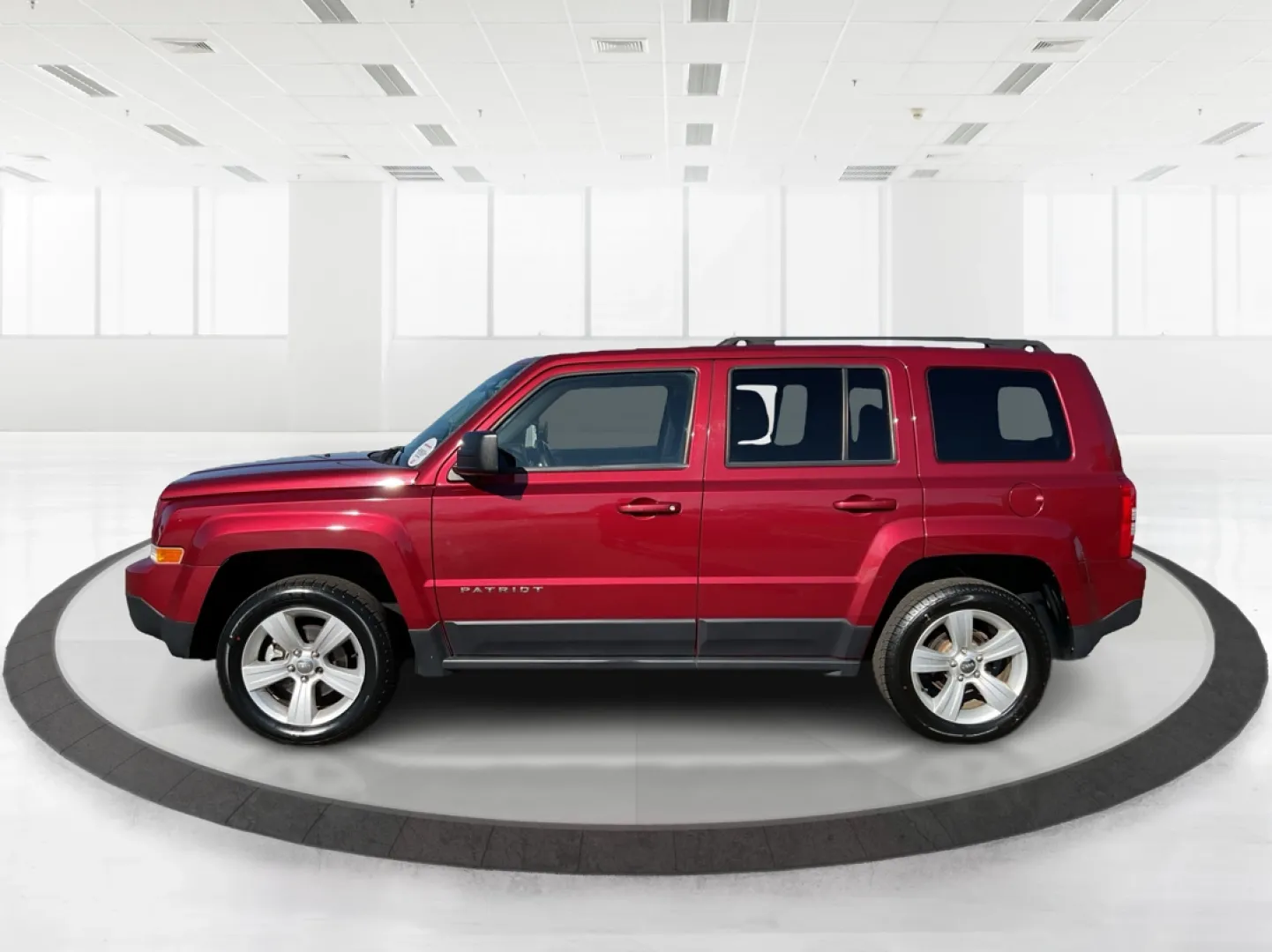 2015 Jeep Patriot Latitude (1C4NJRFB2FD) with an 2.4L I-4 DOHC engine, located at 8750 N County Rd 25A, Piqua, OH, 45356, (937) 908-9800, 40.164391, -84.232513 - **Adventure Awaits with the 2015 Jeep Patriot Latitude in Fairborn, OH!**<br /> <br /> Are you ready for your next weekend getaway or daily commute? The 2015 Jeep Patriot Latitude is the perfect SUV for those who crave adventure and practicality! With its rugged design and versatile features, this v - Photo#4