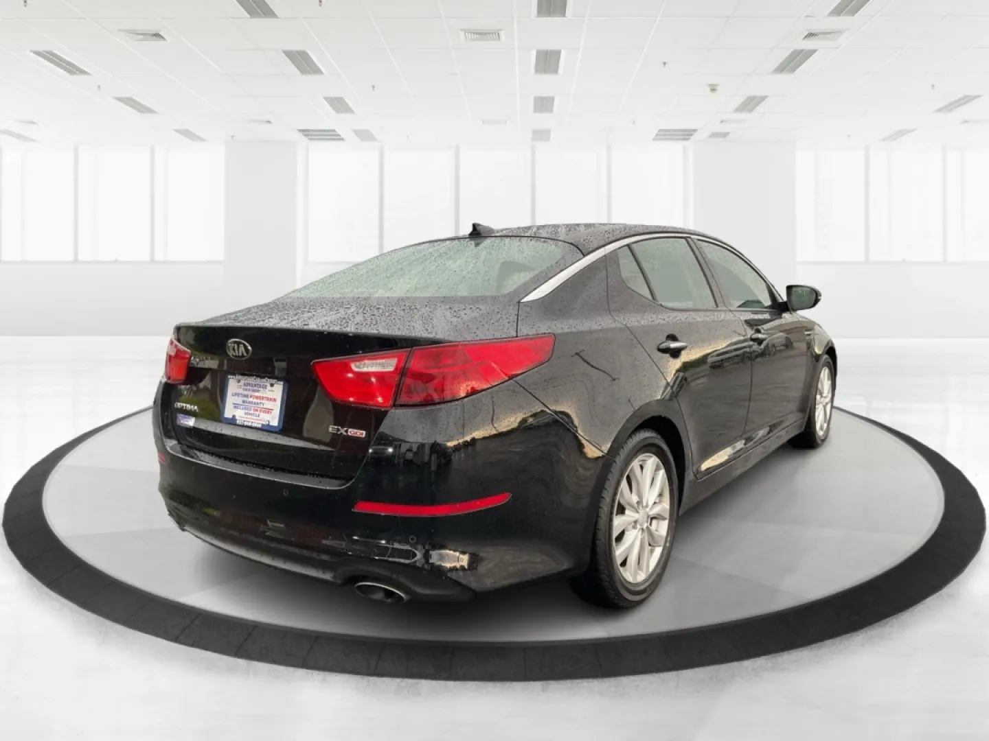 2015 Kia Optima EX (5XXGN4A76FG) with an Theta II 2.4L I-4 gasoline direct injection engine, located at 401 Woodman Dr, Riverside, OH, 45431, (937) 908-9800, 39.760899, -84.123421 - **Elevate Your Daily Commute with the 2015 Kia Optima EX** <br /> <br /> Imagine transforming your daily drive into an experience of comfort and style. Whether you're navigating the bustling streets of Fairborn or embarking on a weekend getaway, the 2015 Kia Optima EX is designed to enhance your li - Photo#2