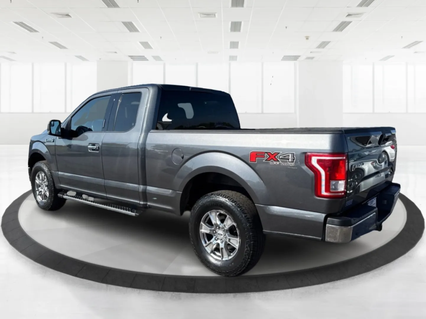 2017 Ford F-150 XLT (1FTFX1EF2HF) with an Other engine, located at 1099 N County Rd 25A, Troy, OH, 45373, (937) 908-9800, 40.057079, -84.212883 - **Unleash Your Adventures with This 2017 Ford F-150 XLT from Advantage Car and Credit - Troy!** <br /> <br /> Are you in search of a reliable truck that fits your adventurous lifestyle while also providing the comfort and technology you crave? Look no further than this stunning 2017 Ford F-150 XLT, - Photo#4