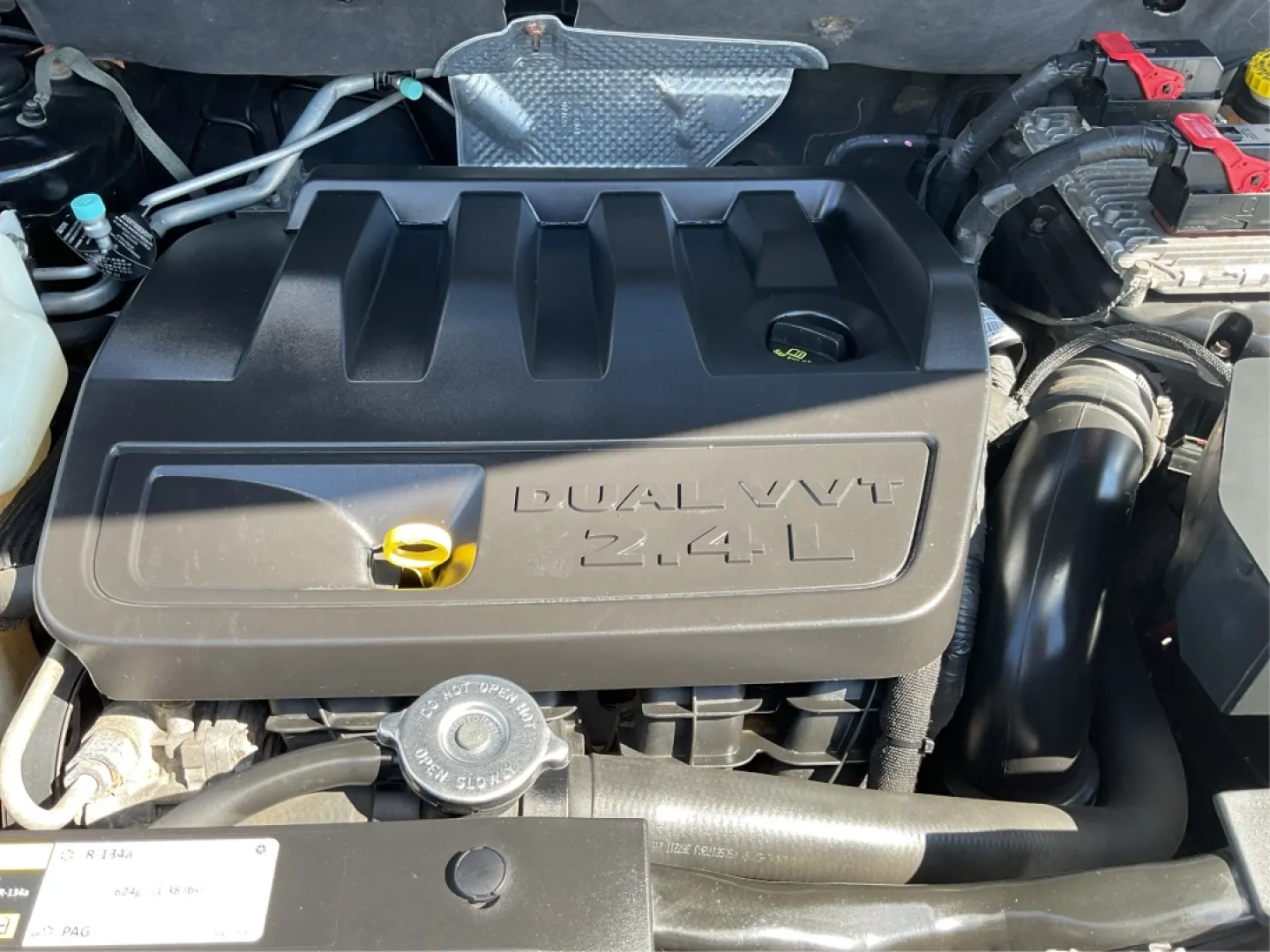 2014 Jeep Compass Latitude 4WD (1C4NJDEB8ED) with an 2.4L L4 DOHC 16V engine, Continuously Variable Transmission transmission, located at 880 E. National Road, Vandalia, OH, 45377, (937) 908-9800, 39.891918, -84.183594 - **Unleash Your Adventurous Spirit with the 2014 Jeep Compass Latitude 4WD!** <br /> <br /> Are you ready to elevate your weekend getaways or daily commutes? Look no further than the stunning 2014 Jeep Compass Latitude 4WD available at Advantage Car and Credit in Vandalia, OH! This rugged yet stylish - Photo#11