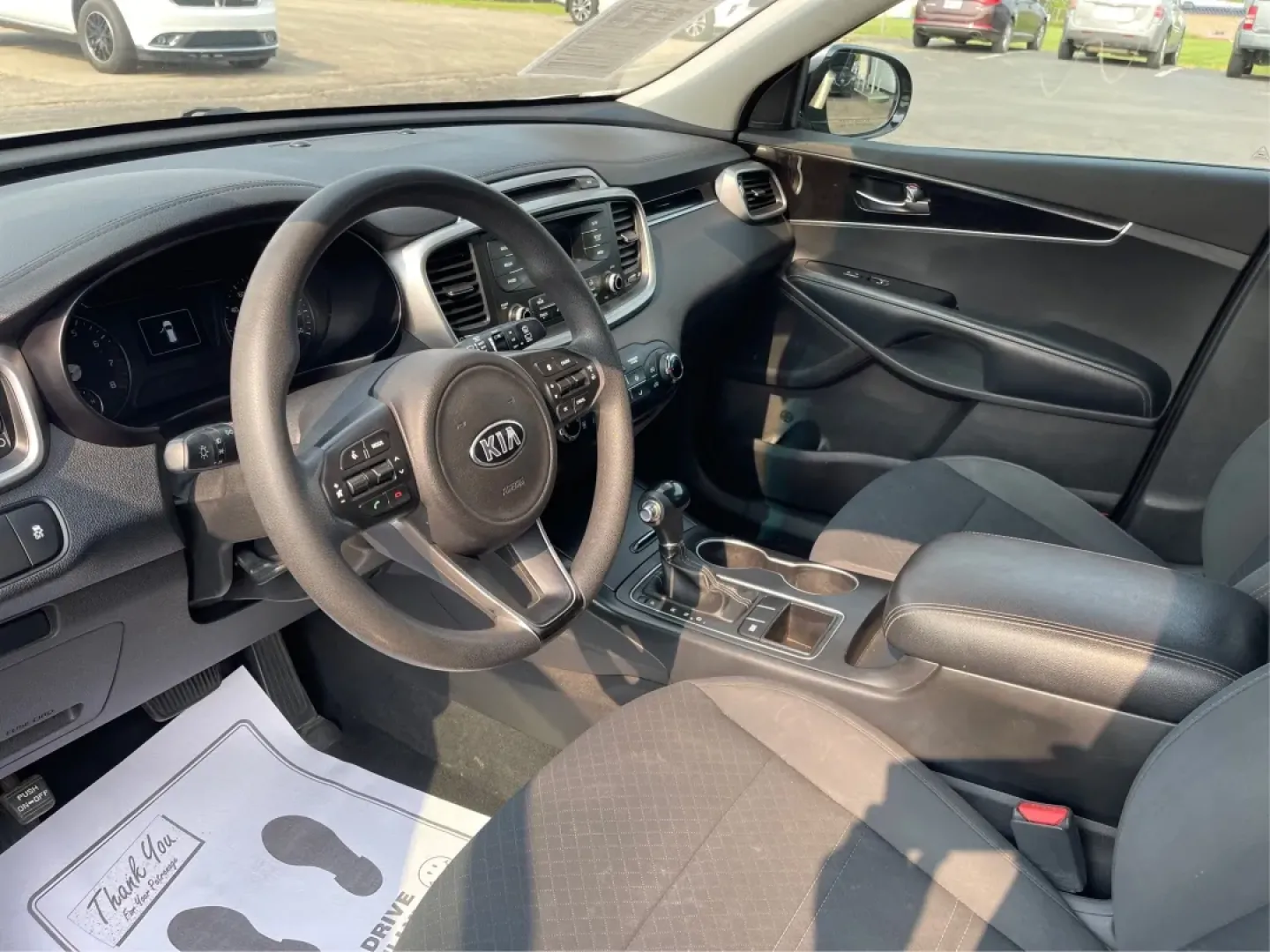 2017 Kia Sorento 2.4L L (5XYPG4A3XHG) with an 2.4L I-4 gasoline direct injection engine, located at 1230 East Main St, Xenia, OH, 45385, (937) 908-9800, 39.688026, -83.910172 - **Adventure Awaits with the 2017 Kia Sorento at Advantage Car and Credit!**<br /> <br /> Are you ready to elevate your family's weekend adventures or streamline your daily commute? Look no further than the 2017 Kia Sorento, available now at Advantage Car and Credit in Fairborn, OH! This spacious SUV - Photo#9