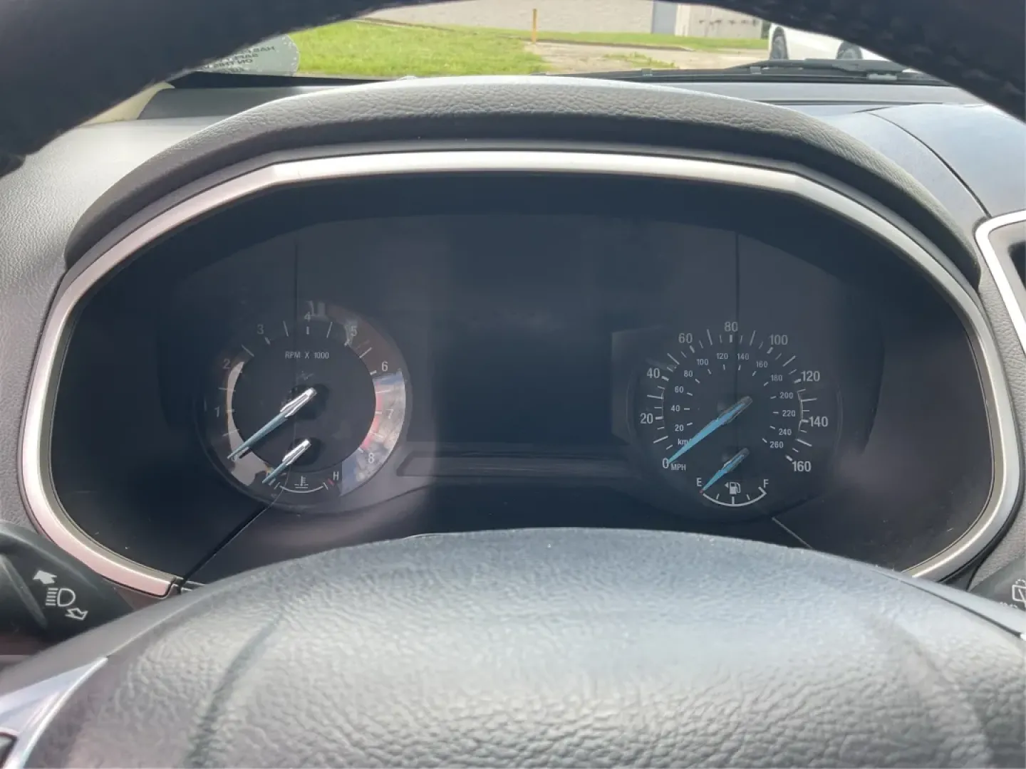 2016 Ford Edge SEL (2FMPK3J91GB) with an 3.5L V-6 DOHC engine, located at 4508 South Dixie Dr, Moraine, OH, 45439, (937) 908-9800, 39.689976, -84.218452 - **Experience the Road Ahead with the 2016 Ford Edge SEL - Your Adventure Awaits!**<br /> <br /> Are you ready for your next road trip or family outing? The 2016 Ford Edge SEL is not just a car; it's a versatile SUV that caters to your lifestyle needs, making it the perfect companion for growing fami - Photo#15