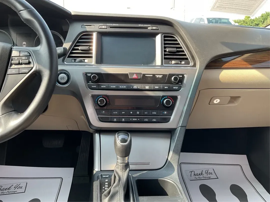 2017 Hyundai Sonata Limited (5NPE34AF4HH) with an 2.4L I-4 gasoline direct injection engine, located at 1230 East Main St, Xenia, OH, 45385, (937) 908-9800, 39.688026, -83.910172 - Are you ready to elevate your daily drive into an adventure? Meet the 2017 Hyundai Sonata Limited, a perfect companion for anyone looking to combine style, comfort, and reliability. Whether you're commuting to work, shuttling the kids to school, or heading out for a weekend getaway, this sedan offer - Photo#13