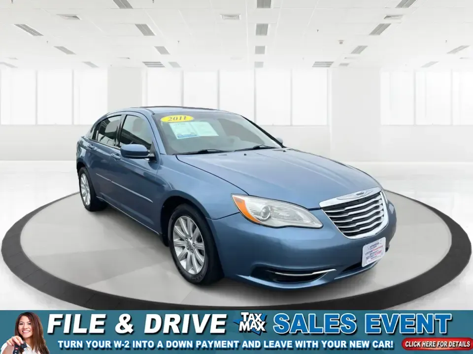 2011 Chrysler 200 Touring (1C3BC1FG5BN) with an 3.6L V6 DOHC 24V engine, 6-Speed Automatic transmission, located at 1099 N County Rd 25A, Troy, OH, 45373, (937) 908-9800, 40.057079, -84.212883 - **Discover Your Perfect Sedan for Everyday Adventures at Advantage Car and Credit in Fairborn, OH**<br /> <br /> Are you on the hunt for a reliable sedan that fits effortlessly into your everyday life? Look no further! At Advantage Car and Credit, located at 1184 Kauffman Ave, Fairborn, OH 45324, we - Photo#0