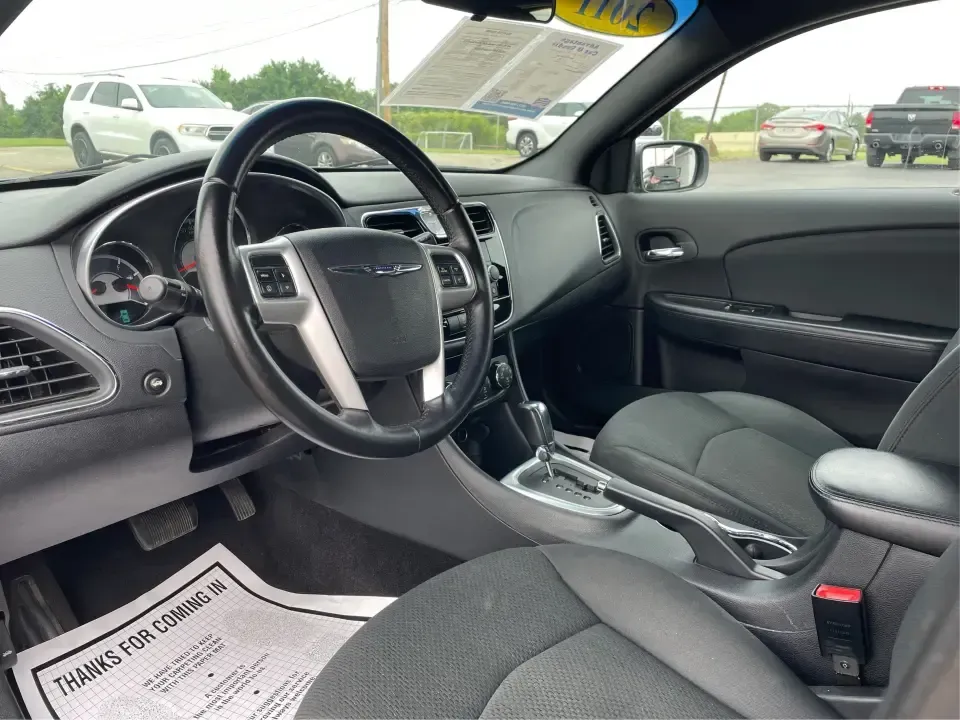 2011 Chrysler 200 Touring (1C3BC1FG5BN) with an 3.6L V6 DOHC 24V engine, 6-Speed Automatic transmission, located at 1099 N County Rd 25A, Troy, OH, 45373, (937) 908-9800, 40.057079, -84.212883 - **Discover Your Perfect Sedan for Everyday Adventures at Advantage Car and Credit in Fairborn, OH**<br /> <br /> Are you on the hunt for a reliable sedan that fits effortlessly into your everyday life? Look no further! At Advantage Car and Credit, located at 1184 Kauffman Ave, Fairborn, OH 45324, we - Photo#9