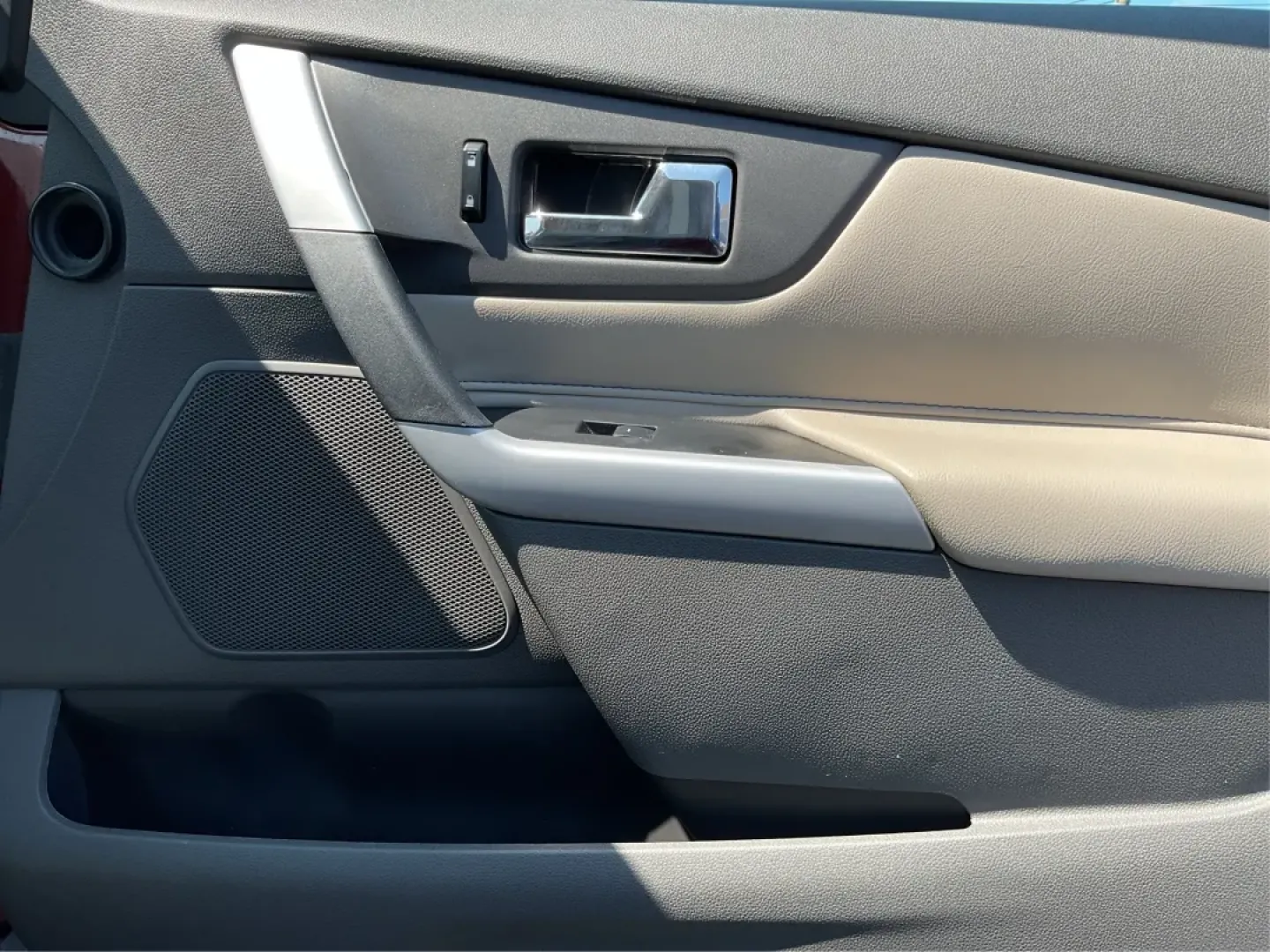 2014 Ford Edge SEL (2FMDK3JC3EB) with an Other engine, located at 1099 N County Rd 25A, Troy, OH, 45373, (937) 908-9800, 40.057079, -84.212883 - ### Discover Your New Adventure Vehicle at Advantage Car and Credit!<br /> <br /> Are you ready to elevate your daily drive or embark on weekend adventures with your loved ones? The 2014 Ford Edge SEL is designed for those who crave a blend of comfort, versatility, and style. With ample space for fa - Photo#20