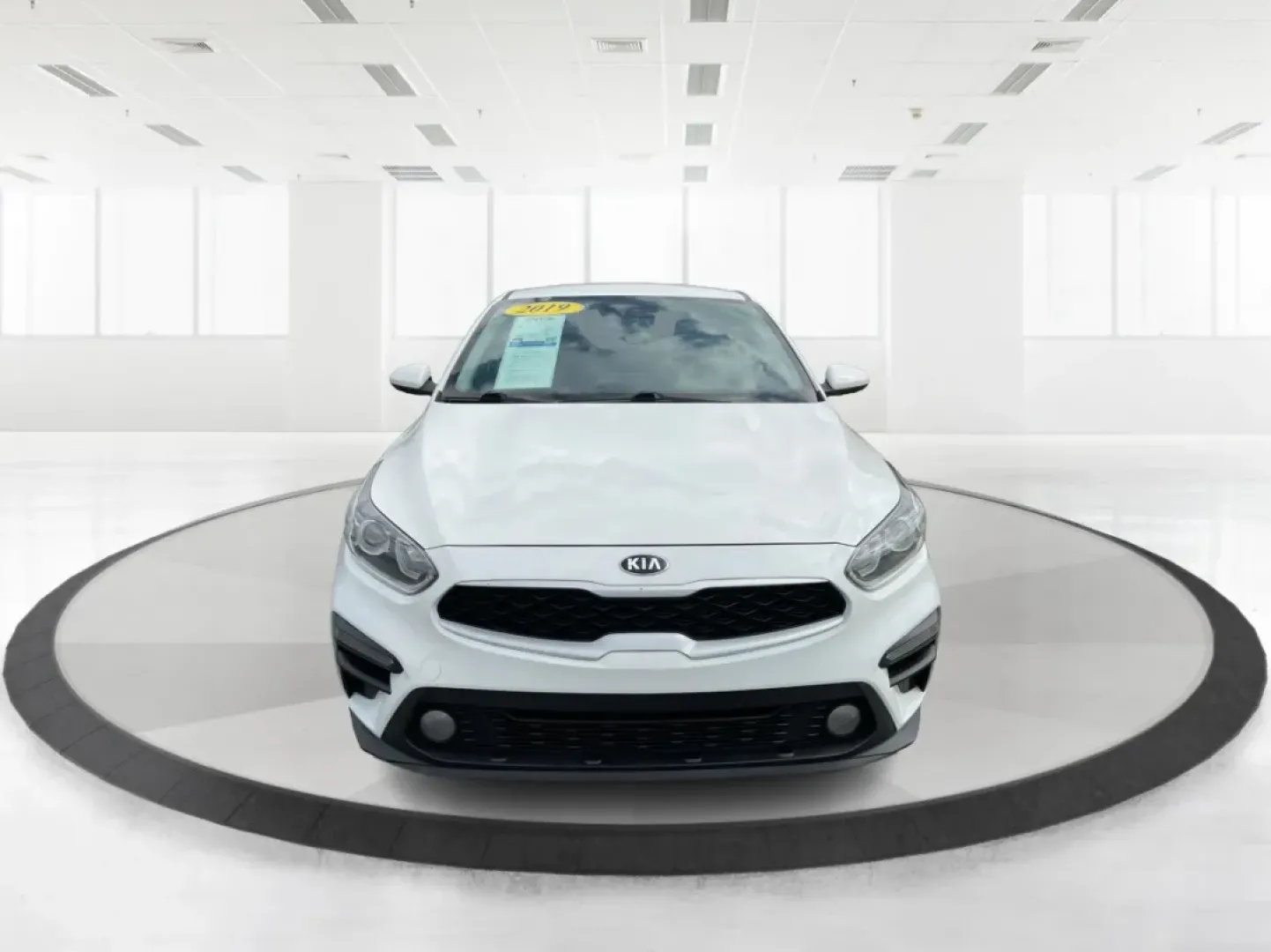 2019 Kia Forte FE (3KPF24AD2KE) with an 2L I-4 DOHC engine, located at 1099 N County Rd 25A, Troy, OH, 45373, (937) 908-9800, 40.057079, -84.212883 - **Experience Freedom with the 2019 Kia Forte: Your Ideal Companion for Daily Adventures!**<br /> <br /> Are you looking for a reliable sedan that effortlessly combines style, comfort, and efficiency? Look no further than the 2019 Kia Forte, available now at Advantage Car and Credit in Fairborn, OH. - Photo#7