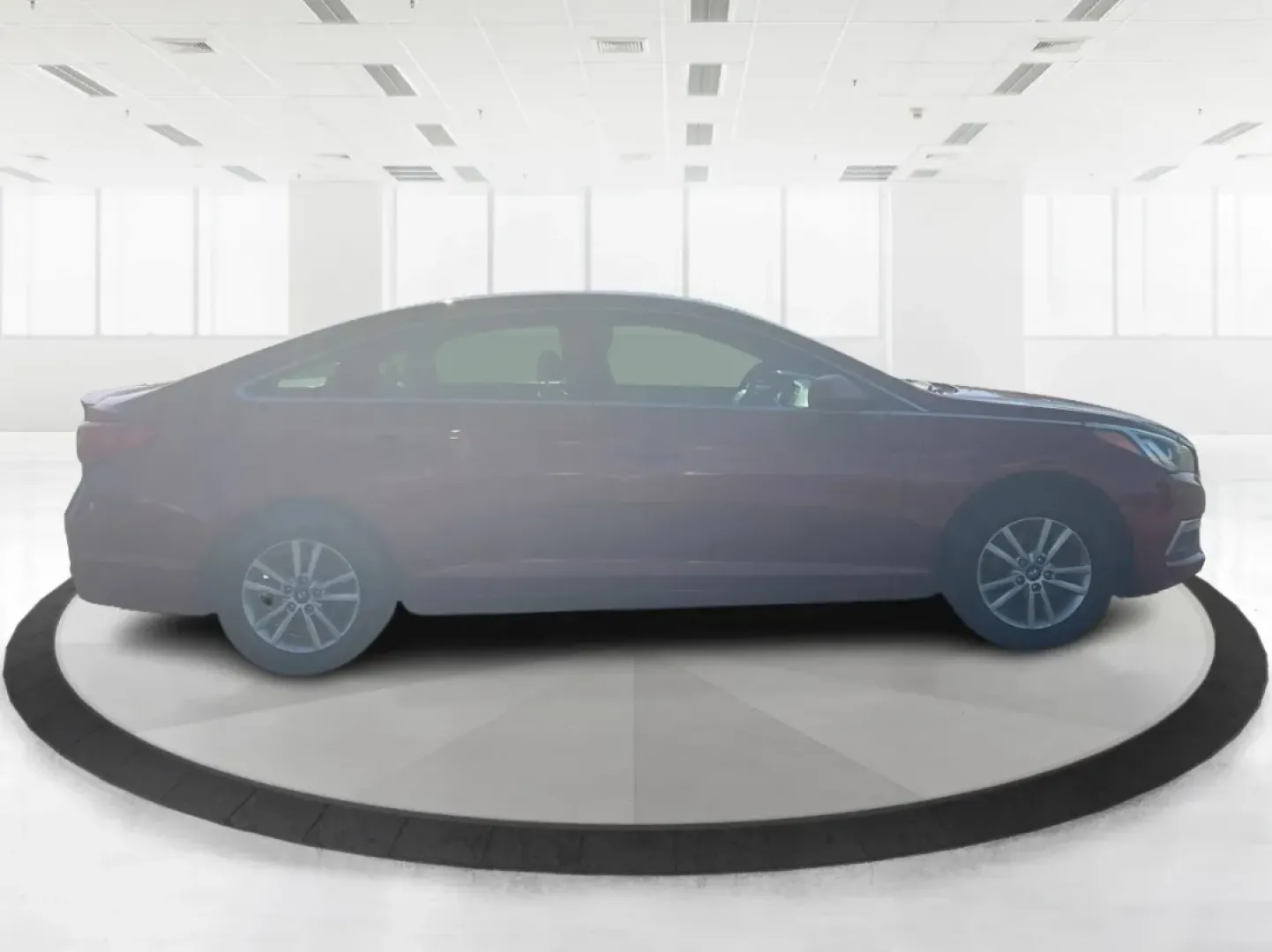 2015 Hyundai Sonata SE (5NPE24AFXFH) with an 2.4L I-4 gasoline direct injection engine, located at 880 E. National Road, Vandalia, OH, 45377, (937) 908-9800, 39.891918, -84.183594 - Discover the perfect balance of style, comfort, and reliability with the 2015 Hyundai Sonata SE, available now at Advantage Car and Credit in Fairborn, OH. Whether you're commuting to work, running errands in the nearby neighborhoods of Wright-Patterson Air Force Base, or heading out for a weekend a - Photo#1