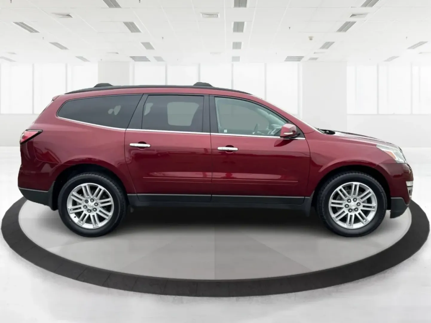 2015 Chevrolet Traverse 1LT (1GNKVGKD4FJ) with an 3.6L V-6 gasoline direct injection engine, located at 1099 N County Rd 25A, Troy, OH, 45373, (937) 908-9800, 40.057079, -84.212883 - **Unleash Adventure with the 2015 Chevrolet Traverse at Advantage Car and Credit - Troy!**<br /> <br /> Are you ready to elevate your family adventures or tackle your daily commute with confidence and style? The 2015 Chevrolet Traverse, with its robust features and spacious design, is perfect for gr - Photo#1