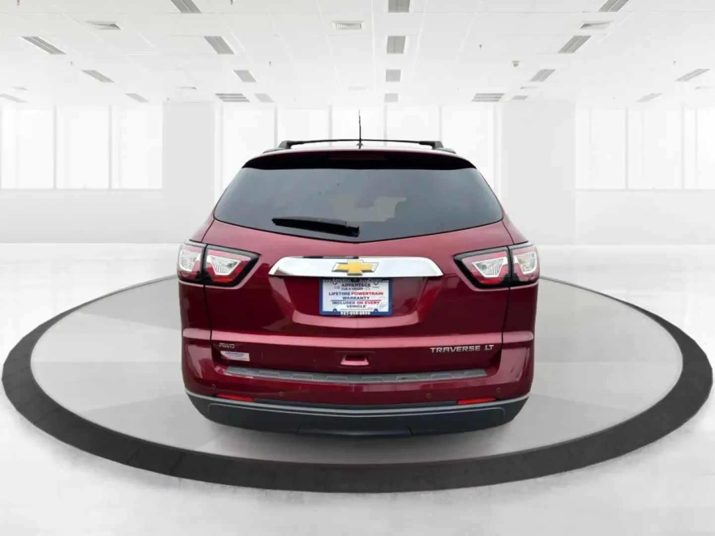 2015 Chevrolet Traverse 1LT (1GNKVGKD4FJ) with an 3.6L V-6 gasoline direct injection engine, located at 1099 N County Rd 25A, Troy, OH, 45373, (937) 908-9800, 40.057079, -84.212883 - **Unleash Adventure with the 2015 Chevrolet Traverse at Advantage Car and Credit - Troy!**<br /> <br /> Are you ready to elevate your family adventures or tackle your daily commute with confidence and style? The 2015 Chevrolet Traverse, with its robust features and spacious design, is perfect for gr - Photo#3