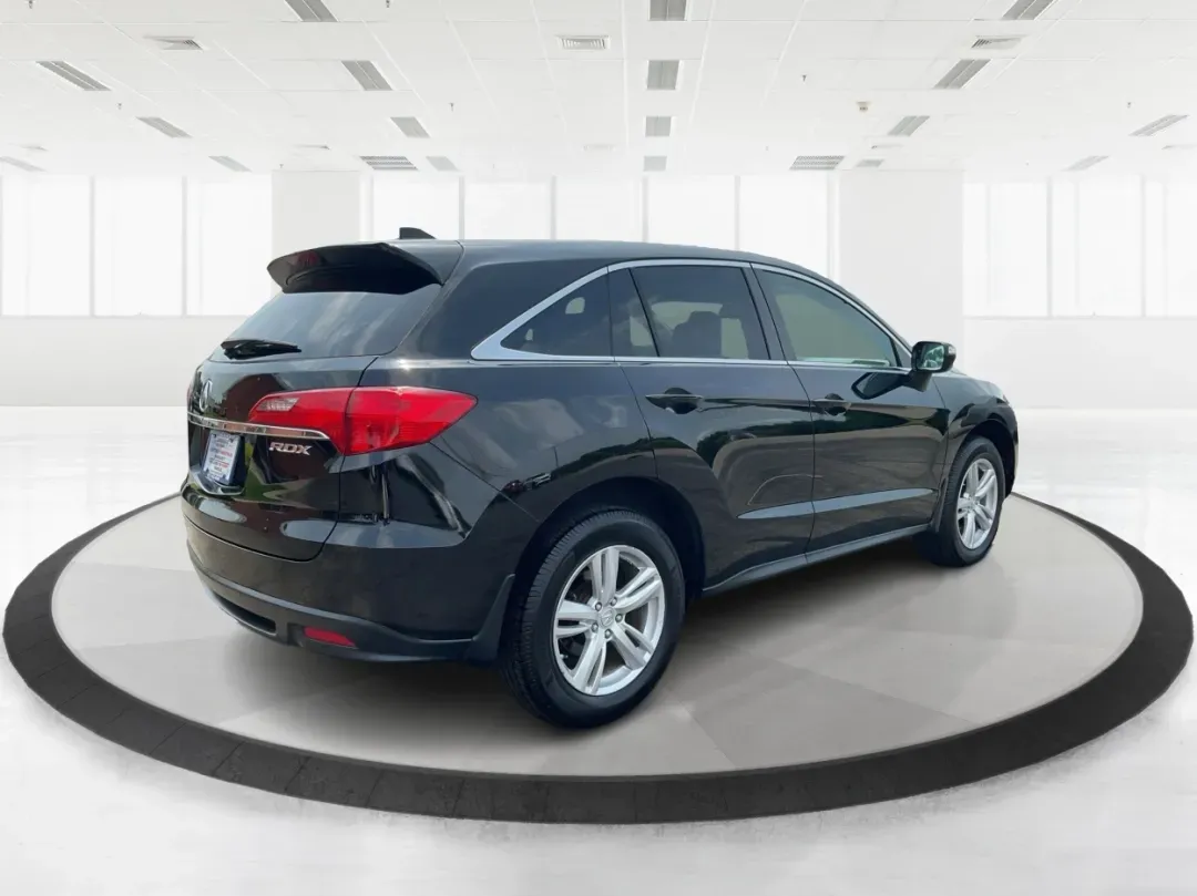 2014 Acura RDX Base (5J8TB3H39EL) with an Other engine, located at 880 E. National Road, Vandalia, OH, 45377, (937) 908-9800, 39.891918, -84.183594 - Unleash the perfect blend of comfort and versatility with the 2014 Acura RDX, a crossover that caters to both your daily grind and weekend adventures. Whether you're a growing family seeking spaciousness, a commuter looking for reliability, or a weekend warrior ready for road trips, this vehicle has - Photo#2