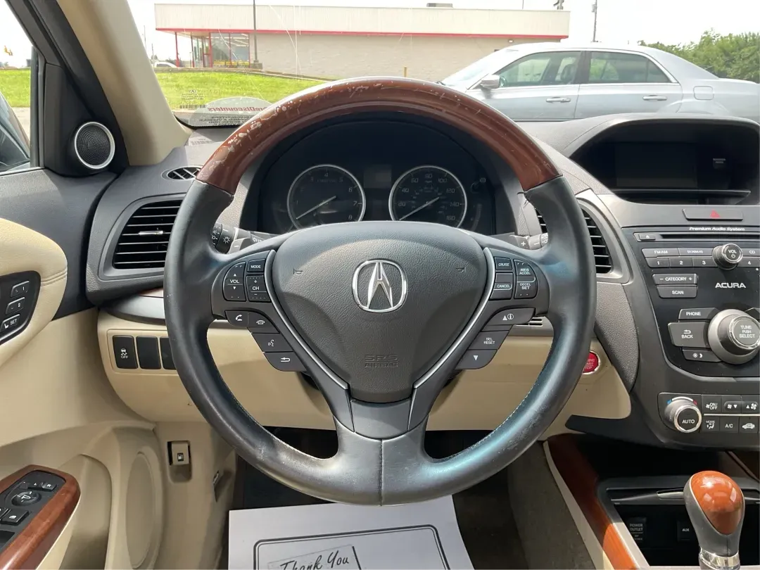 2014 Acura RDX Base (5J8TB3H39EL) with an Other engine, located at 1230 East Main St, Xenia, OH, 45385, (937) 908-9800, 39.688026, -83.910172 - Unleash the perfect blend of comfort and versatility with the 2014 Acura RDX, a crossover that caters to both your daily grind and weekend adventures. Whether you're a growing family seeking spaciousness, a commuter looking for reliability, or a weekend warrior ready for road trips, this vehicle has - Photo#16