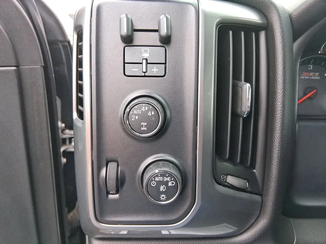 2015 Silver Chevrolet Silverado 1500 LT Double Cab 4WD (1GCVKREC6FZ) with an 5.3L V8 OHV 16V engine, 6-Speed Automatic transmission, located at 1951 S Dayton Lakeview Rd., New Carlisle, OH, 45344, (937) 908-9800, 39.890999, -84.050255 - Picture your next weekend: you've got a project list to tackle, a trailer to hook up, and a quick escape planned after work-maybe a run out toward Springfield or a backroad cruise near the Mad River. If you need a truck that fits real life in Clark County, this **2015 Chevrolet Silverado 1500 LT Dou - Photo#16