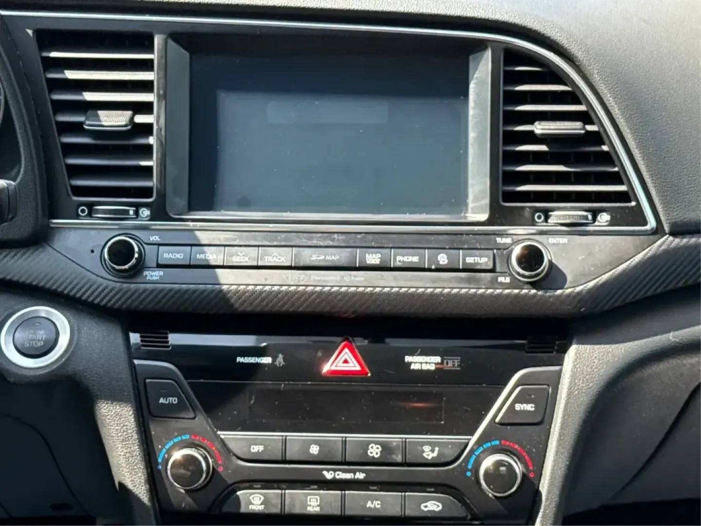 2018 Hyundai Elantra Sport (KMHD04LB6JU) with an 1.6L I-4 gasoline direct injection engine, 6A transmission, located at 4508 South Dixie Dr, Moraine, OH, 45439, (937) 908-9800, 39.689976, -84.218452 - ### Elevate Your Daily Commute with the 2018 Hyundai Elantra Sport at Advantage Car and Credit!<br /> <br /> Are you ready to enhance your daily life with a reliable vehicle that balances performance, comfort, and style? Look no further than the stunning 2018 Hyundai Elantra Sport, available now at - Photo#13