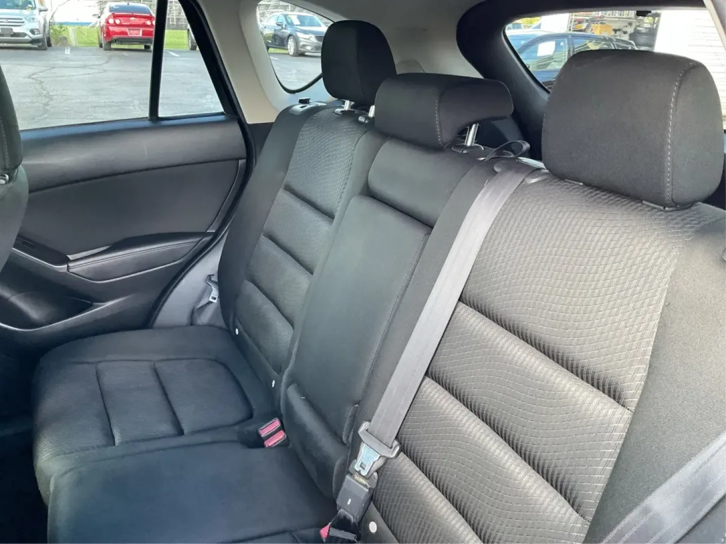 2014 Jet Black Mica Mazda CX-5 Touring AWD (JM3KE4CY2E0) with an 2.5L L4 DOHC 16V engine, 6-Speed Automatic transmission, located at 1099 N County Rd 25A, Troy, OH, 45373, (937) 908-9800, 40.057079, -84.212883 - **Explore the Open Road in the 2014 Mazda CX-5 Touring AWD from Advantage Car and Credit - Troy!**<br /> <br /> Are you ready to elevate your driving experience? Whether you're a growing family seeking a reliable SUV for weekend adventures, a commuter looking for comfort on long drives, or a budget- - Photo#10