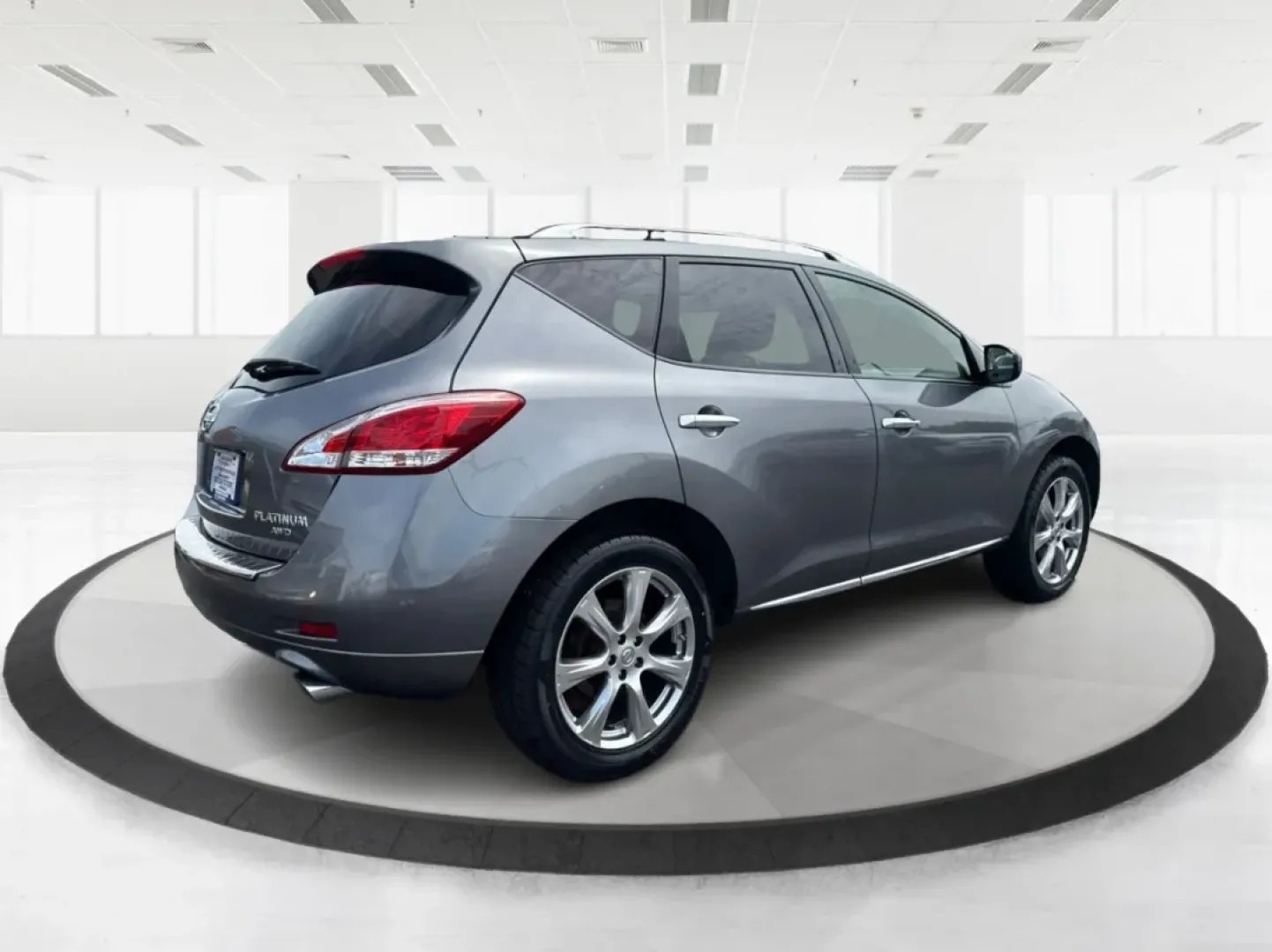 2014 Nissan Murano LE (JN8AZ1MW3EW) with an 3.5L V-6 DOHC engine, located at 1099 N County Rd 25A, Troy, OH, 45373, (937) 908-9800, 40.057079, -84.212883 - **Discover Your Next Adventure in Comfort and Style with the 2014 Nissan Murano LE at Advantage Car and Credit - Troy!**<br /> <br /> Are you in search of a versatile vehicle that can seamlessly transition from daily commutes to weekend adventures? Look no further! The 2014 Nissan Murano LE is desig - Photo#2