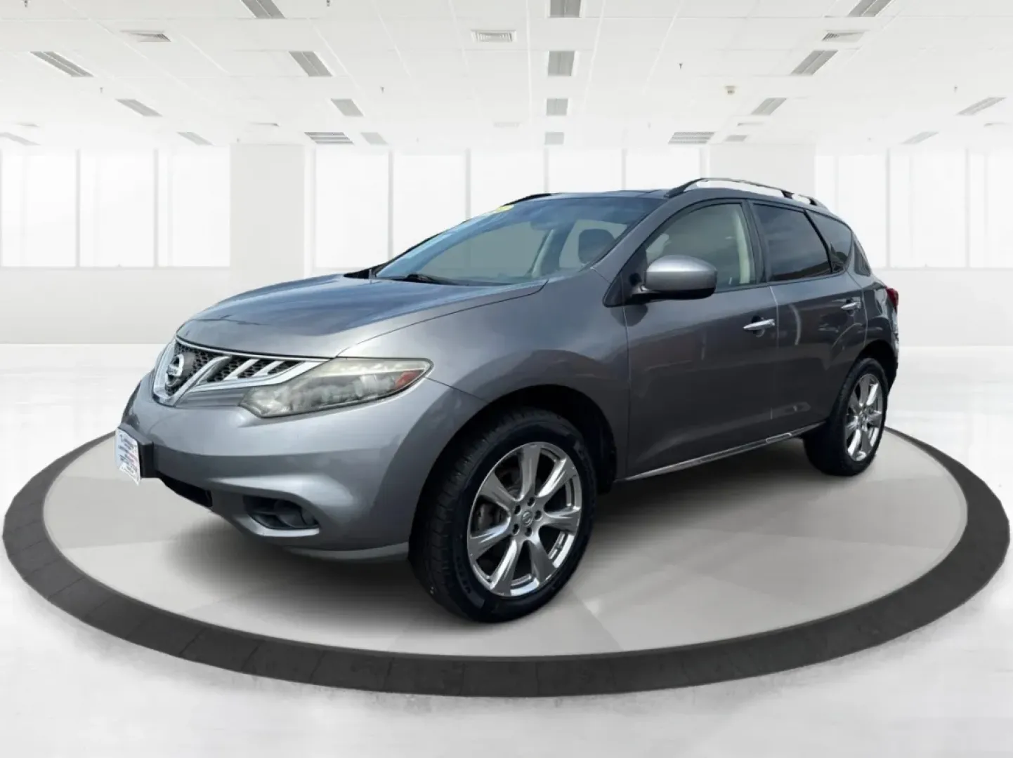 2014 Nissan Murano LE (JN8AZ1MW3EW) with an 3.5L V-6 DOHC engine, located at 1099 N County Rd 25A, Troy, OH, 45373, (937) 908-9800, 40.057079, -84.212883 - **Discover Your Next Adventure in Comfort and Style with the 2014 Nissan Murano LE at Advantage Car and Credit - Troy!**<br /> <br /> Are you in search of a versatile vehicle that can seamlessly transition from daily commutes to weekend adventures? Look no further! The 2014 Nissan Murano LE is desig - Photo#8