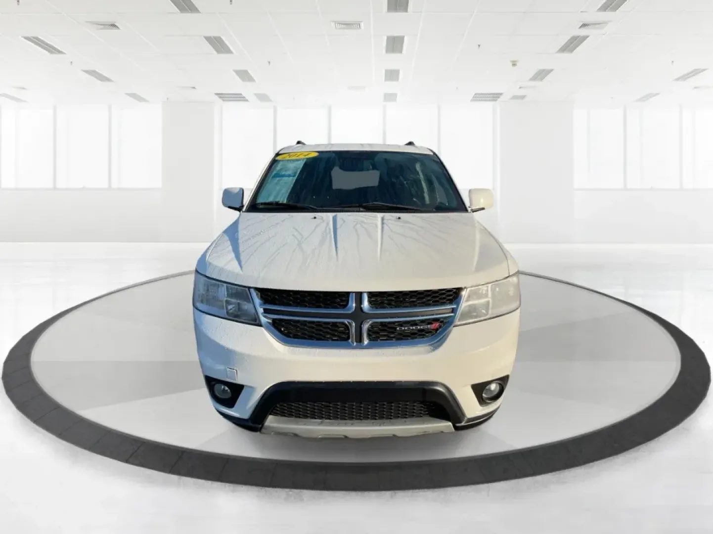 2014 Pearl White Tri-Coat Dodge Journey SXT (3C4PDCBG0ET) with an 3.6L V6 DOHC 24V engine, 6-Speed Automatic transmission, located at 1099 N County Rd 25A, Troy, OH, 45373, (937) 908-9800, 40.057079, -84.212883 - Are you looking for the perfect blend of comfort, versatility, and reliability for your family adventures? Look no further than the 2014 Dodge Journey SXT, available now at Advantage Car and Credit in Troy, OH. This well-equipped SUV is ideal for growing families, weekend road trips, or anyone who n - Photo#7