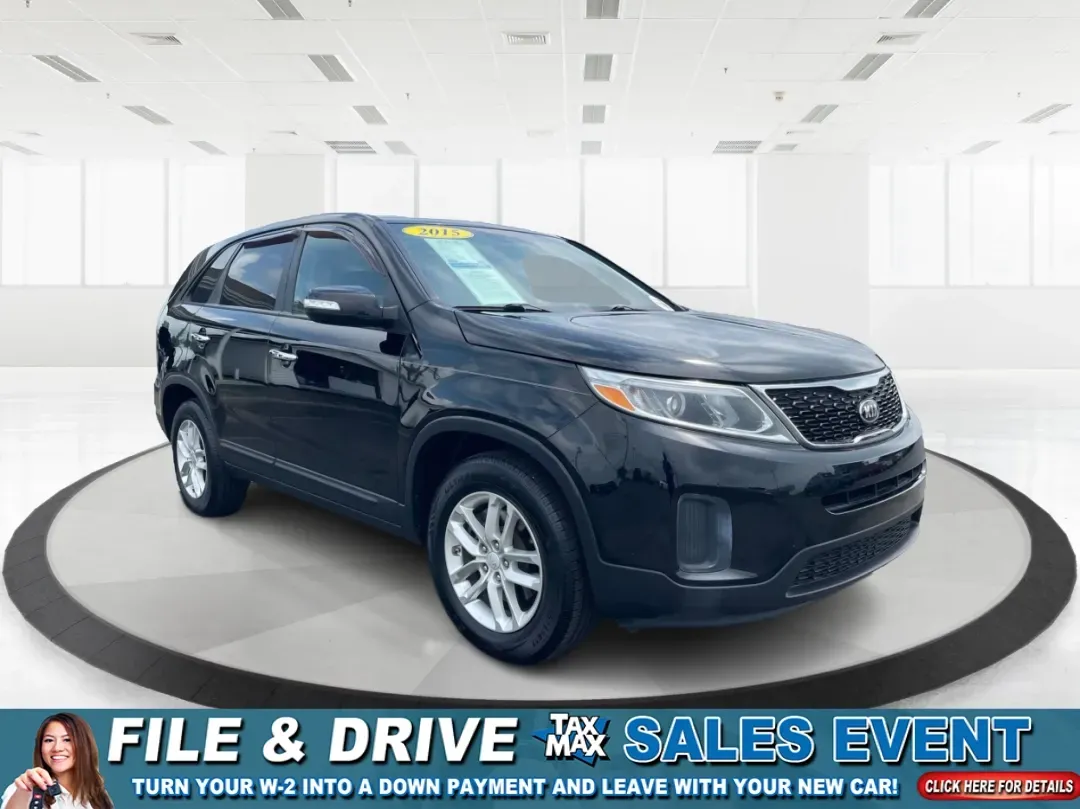 2015 Kia Sorento LX (5XYKT3A60FG) with an 2.4L I-4 gasoline direct injection engine, located at 4508 South Dixie Dr, Moraine, OH, 45439, (937) 908-9800, 39.689976, -84.218452 - ### Discover Adventure with the 2015 Kia Sorento LX - Your Perfect Family SUV!<br /> <br /> Are you seeking the ideal vehicle for weekend getaways or daily commutes? Look no further! The 2015 Kia Sorento LX is the perfect SUV for growing families and adventure-seekers alike. With its spacious interi - Photo#0