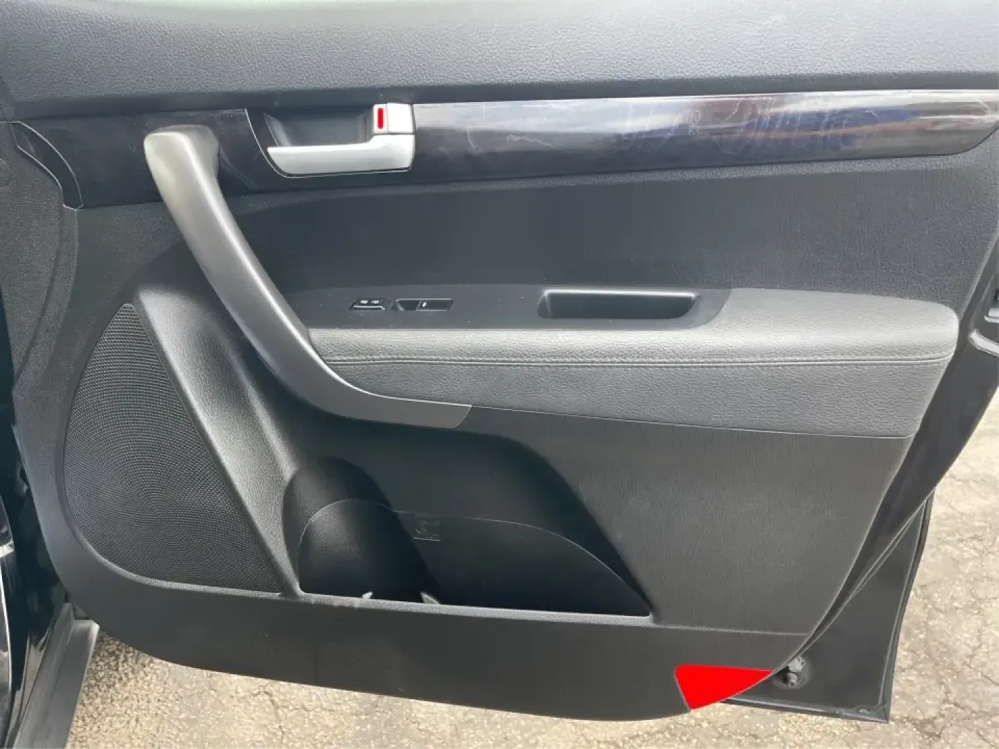 2015 Kia Sorento LX (5XYKT3A60FG) with an 2.4L I-4 gasoline direct injection engine, 6-Speed Automatic transmission, located at 401 Woodman Dr, Riverside, OH, 45431, (937) 908-9800, 39.760899, -84.123421 - ### Discover Adventure with the 2015 Kia Sorento LX - Your Perfect Family SUV!<br /> <br /> Are you seeking the ideal vehicle for weekend getaways or daily commutes? Look no further! The 2015 Kia Sorento LX is the perfect SUV for growing families and adventure-seekers alike. With its spacious interi - Photo#20