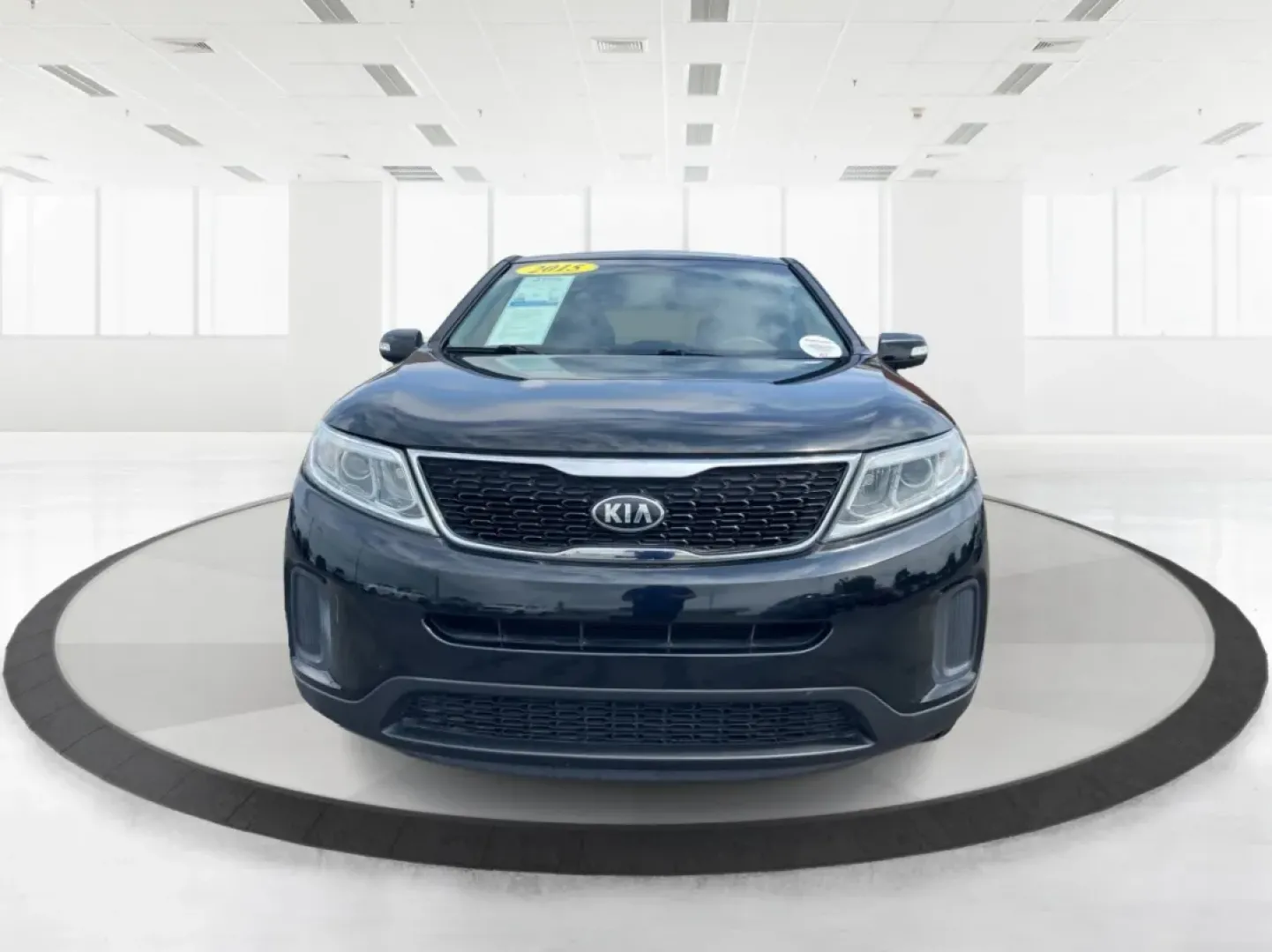 2015 Kia Sorento LX (5XYKT3A60FG) with an 2.4L I-4 gasoline direct injection engine, located at 8750 N County Rd 25A, Piqua, OH, 45356, (937) 908-9800, 40.164391, -84.232513 - ### Discover Adventure with the 2015 Kia Sorento LX - Your Perfect Family SUV!<br /> <br /> Are you seeking the ideal vehicle for weekend getaways or daily commutes? Look no further! The 2015 Kia Sorento LX is the perfect SUV for growing families and adventure-seekers alike. With its spacious interi - Photo#7