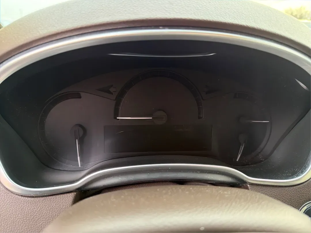 2013 White Cadillac SRX Luxury Collection (3GYFNCE32DS) with an 3.6L V6 DOHC 24V FFV engine, 6-Speed Automatic transmission, located at 8750 N County Rd 25A, Piqua, OH, 45356, (937) 908-9800, 40.164391, -84.232513 - 2013 Cadillac SRX Luxury Collection - Photo#15