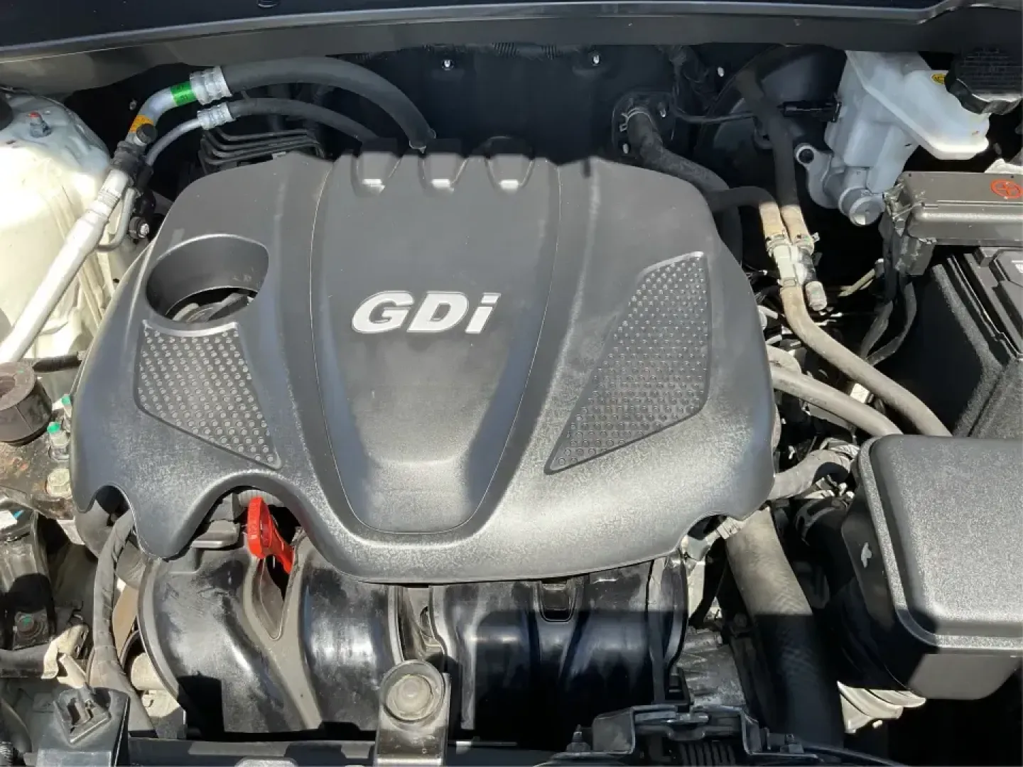 2015 Kia Sportage LX (KNDPBCAC7F7) with an 2.4L V6 DOHC 24V engine, 6-Speed Automatic transmission, located at 4508 South Dixie Dr, Moraine, OH, 45439, (937) 908-9800, 39.689976, -84.218452 - **Explore the Open Road with the 2015 Kia Sportage LX Perfect for Your Next Adventure!**<br /> <br /> Imagine hitting the open road with your loved ones, whether it's a weekend getaway or a daily commute. The 2015 Kia Sportage LX, available at Advantage Car and Credit in Fairborn, OH, is the ideal - Photo#11