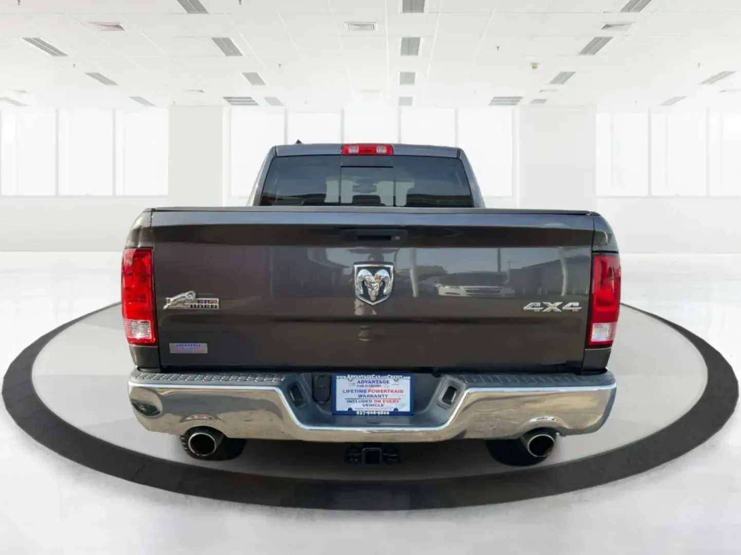 2015 Gray Ram 1500 SLT Quad Cab 4WD (1C6RR7GT3FS) with an 5.7L V8 OHV 16V engine, 8-Speed Automatic transmission, located at 1099 N County Rd 25A, Troy, OH, 45373, (937) 908-9800, 40.057079, -84.212883 - **Experience Adventure and Utility with this 2015 Ram 1500 SLT Quad Cab!**<br /> <br /> Are you ready to elevate your weekend adventures while ensuring your daily commute remains smooth and comfortable? Look no further than this robust 2015 Ram 1500 SLT Quad Cab, now available at Advantage Car and C - Photo#3