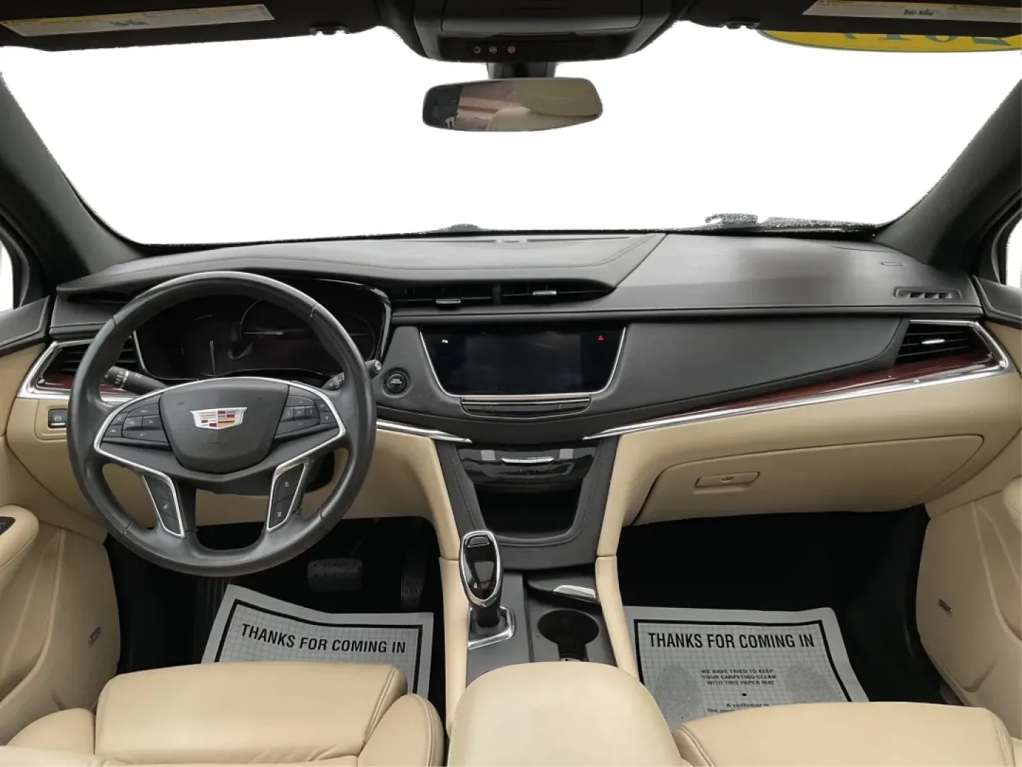 2017 Cadillac XT5 Luxury AWD (1GYKNDRS4HZ) with an 3.6L V6 DOHC 24V engine, 8-Speed Automatic transmission, located at 8750 N County Rd 25A, Piqua, OH, 45356, (937) 908-9800, 40.164391, -84.232513 - **Discover the Perfect Blend of Luxury and Functionality with the 2017 Cadillac XT5 at Jamestown Auto Sales!**<br /> <br /> Are you searching for a vehicle that seamlessly fits into your busy lifestyle while offering the luxurious comfort you deserve? Look no further than the 2017 Cadillac XT5 Luxur - Photo#20