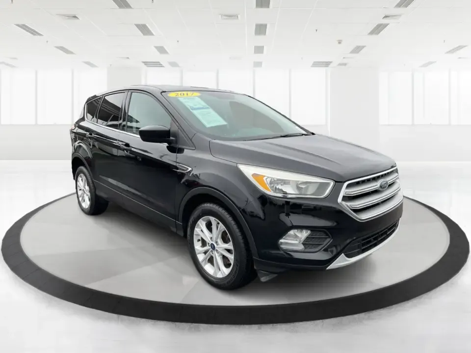 photo of 2017 Ford Escape SE