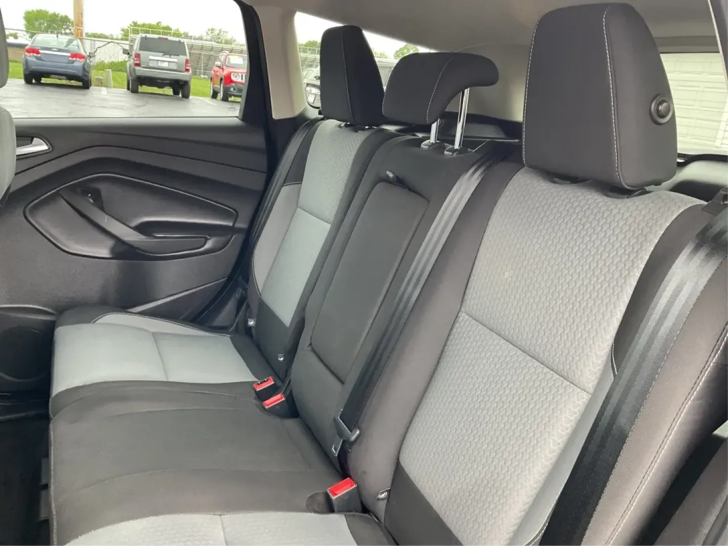 2017 Ford Escape SE (1FMCU9GD0HU) with an Other engine, located at 1230 East Main St, Xenia, OH, 45385, (937) 908-9800, 39.688026, -83.910172 - **Explore New Adventures with the 2017 Ford Escape SE - Your Perfect Companion for Every Journey!**<br /> <br /> Imagine embarking on spontaneous weekend getaways or daily commutes with absolute confidence and comfort. The 2017 Ford Escape SE, now available at Advantage Car and Credit in Fairborn, O - Photo#10