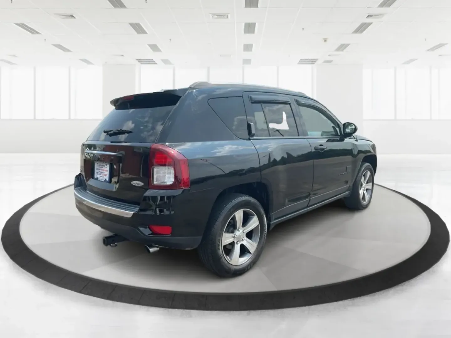2016 Jeep Compass High Altitude Edition (1C4NJDEB2GD) with an 2.4L I-4 DOHC engine, located at 4508 South Dixie Dr, Moraine, OH, 45439, (937) 908-9800, 39.689976, -84.218452 - **Adventure Awaits with this 2016 Jeep Compass High Altitude Edition!**<br /> <br /> Are you ready to elevate your driving experience? Perfect for weekend getaways or long commutes, this 2016 Jeep Compass High Altitude Edition is designed to tackle any journey with confidence and style. At Advantage - Photo#2