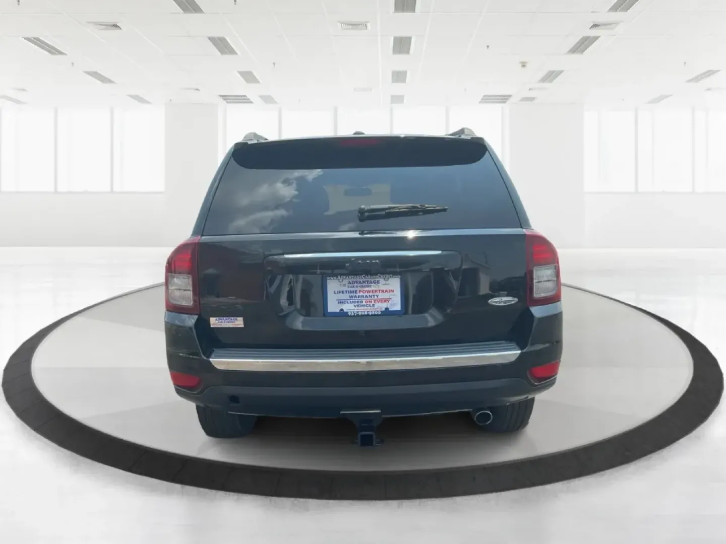 2016 Jeep Compass High Altitude Edition (1C4NJDEB2GD) with an 2.4L I-4 DOHC engine, located at 4508 South Dixie Dr, Moraine, OH, 45439, (937) 908-9800, 39.689976, -84.218452 - **Adventure Awaits with this 2016 Jeep Compass High Altitude Edition!**<br /> <br /> Are you ready to elevate your driving experience? Perfect for weekend getaways or long commutes, this 2016 Jeep Compass High Altitude Edition is designed to tackle any journey with confidence and style. At Advantage - Photo#3