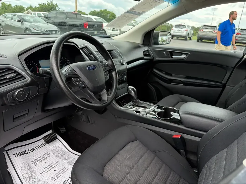 2015 Ford Edge SE FWD (2FMTK3G98FB) with an 2.0L L4 DOHC 16V engine, 6-Speed Automatic transmission, located at 4508 South Dixie Dr, Moraine, OH, 45439, (937) 908-9800, 39.689976, -84.218452 - Need an SUV that fits real life in the Miami Valley-school drop-offs, a steady commute down I75, and weekend errands that somehow turn into a full cargo load? This 2015 Ford Edge SE FWD is built for everyday versatility, with comfortable seating for five, a roomy cabin, and practical tech that helps - Photo#9