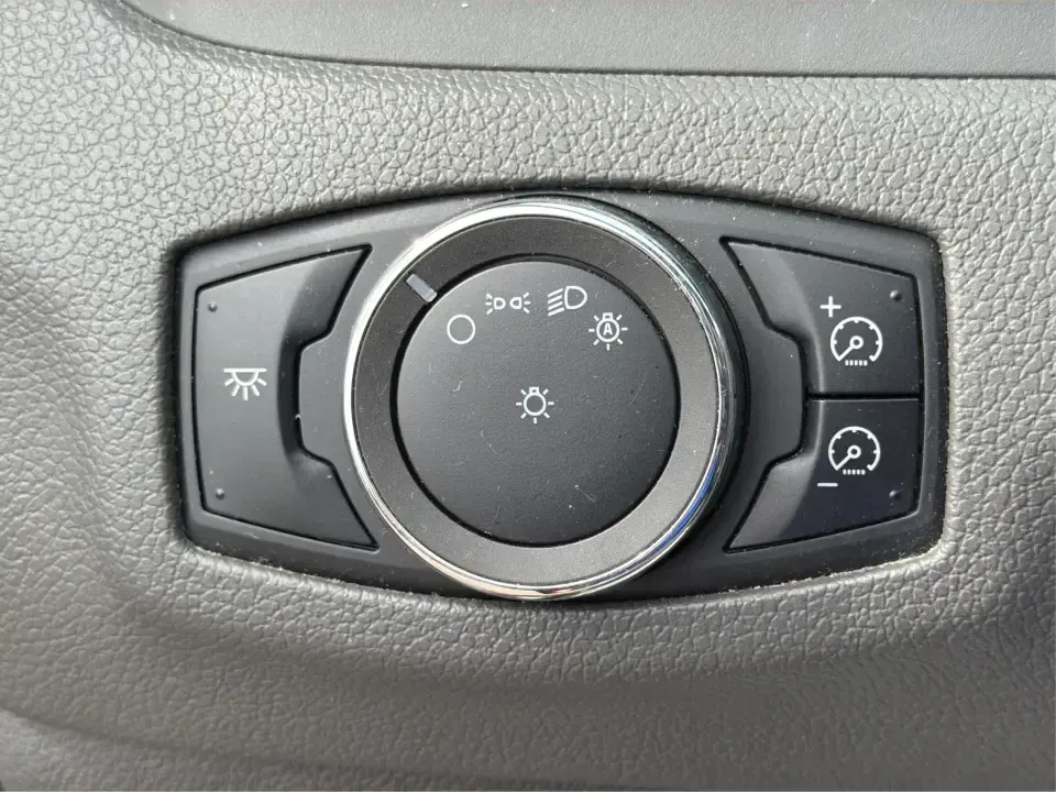 2012 Ford Edge Limited AWD (2FMDK4KC4CB) with an 3.5L V6 DOHC 24V engine, 6-Speed Automatic transmission, located at 1951 S Dayton Lakeview Rd., New Carlisle, OH, 45344, (937) 908-9800, 39.890999, -84.050255 - Need an SUV that can handle Ohio weather, school runs, and spontaneous weekend getaways without feeling like a compromise? This **2012 Ford Edge Limited AWD** is built for real life in and around **New Carlisle, OH**-from daily commutes toward Dayton to family trips and errands near local favorites. - Photo#17