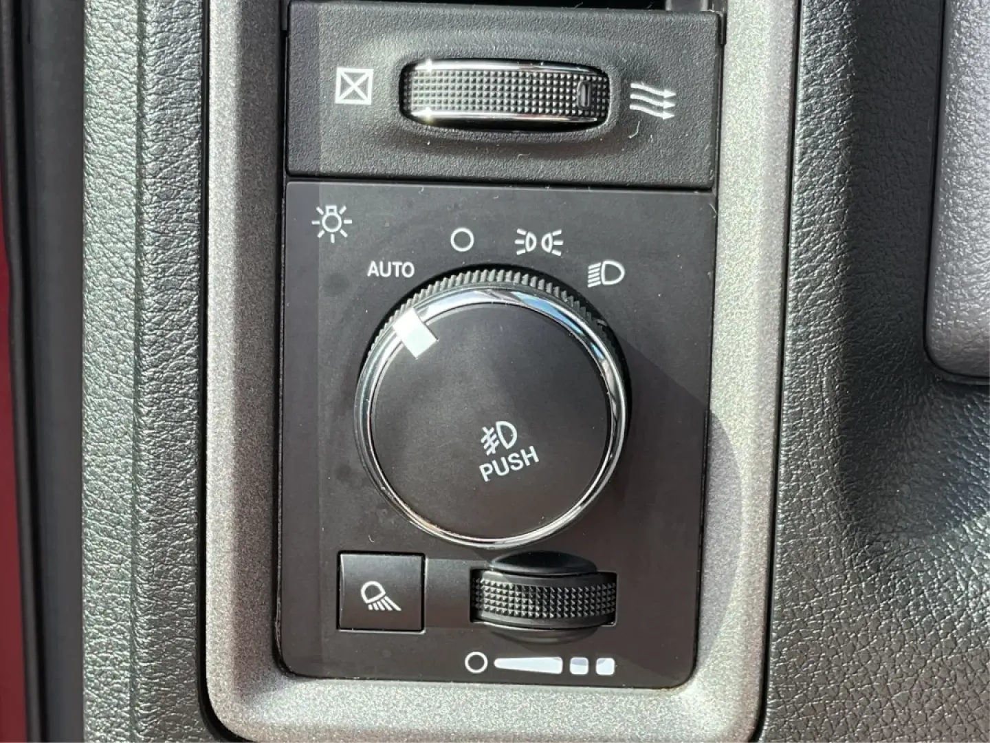 2018 Ram 1500 Express Quad Cab 4x4 6'4 Box (1C6RR7FT8JS) with an Other engine, located at 1230 East Main St, Xenia, OH, 45385, (937) 908-9800, 39.688026, -83.910172 - Are you ready to elevate your adventures and tackle any terrain with confidence? The 2018 Ram 1500 Express Quad Cab 4x4 is the ultimate truck for weekend warriors and daily commuters alike, offering the perfect blend of power, versatility, and style. With a striking Delmonico Red Pearlcoat exterior - Photo#16